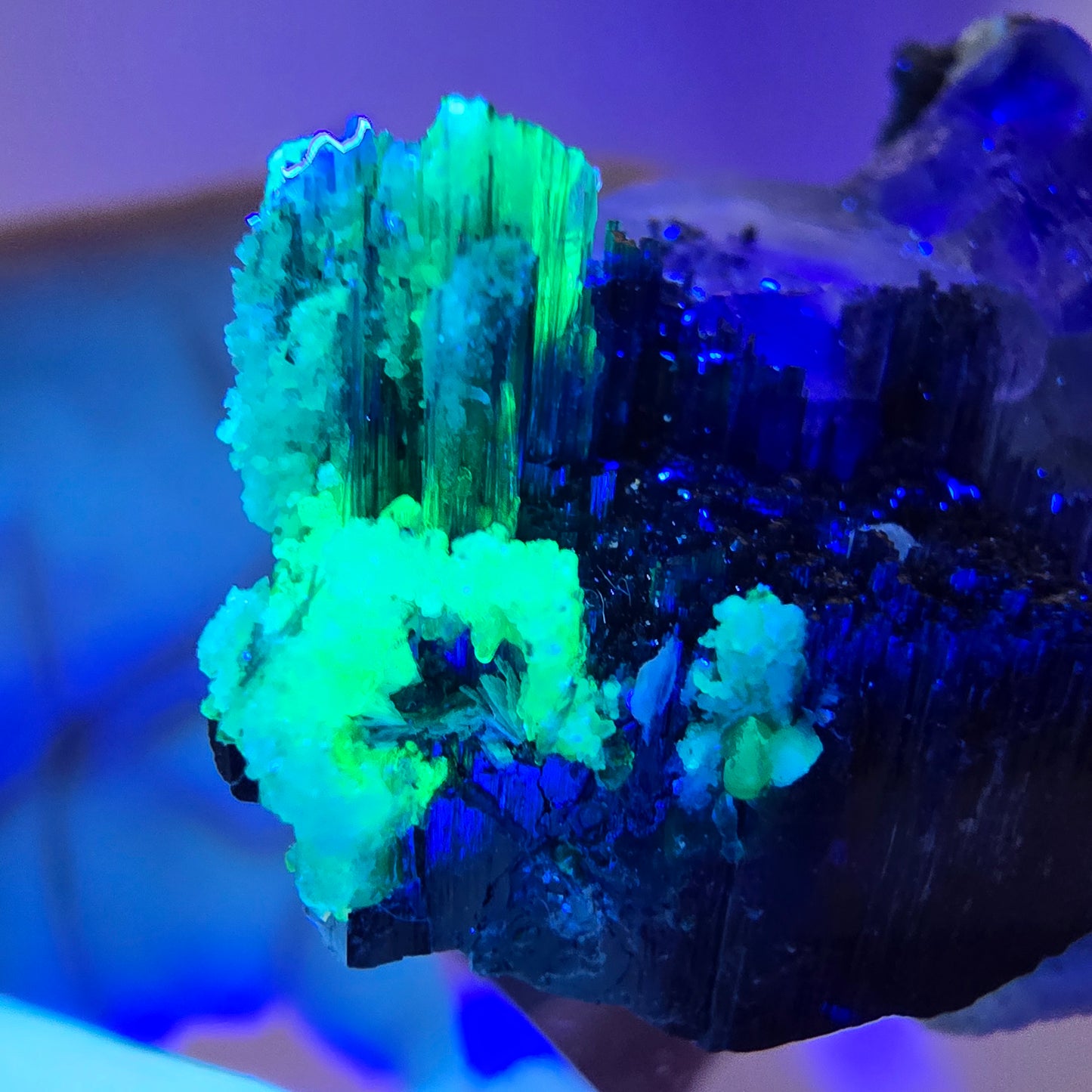 Fluorite fantôme, tourmaline Schörl, muscovite, hyalite, stade Erongo, Namibie 27*25*20 mm