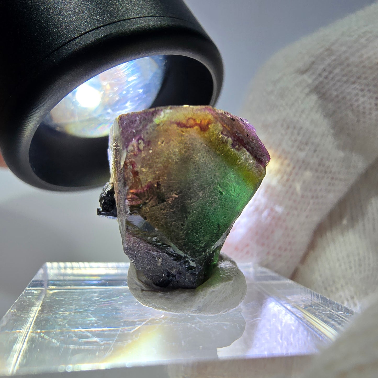Cubes de fluorite fantôme colorés, spécimen de tourmaline Schorl, Erongo, Namibie, 17 x 16 x 13 mm