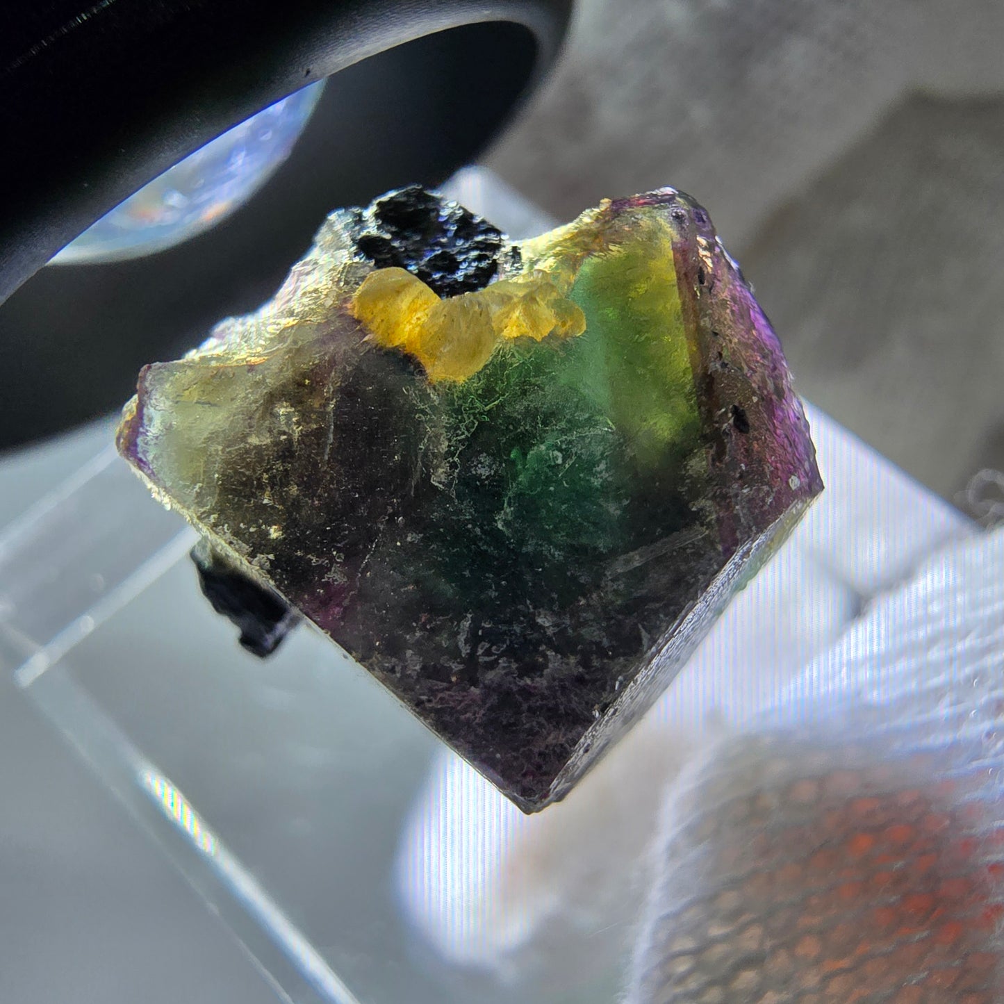 Cubes de fluorite fantôme colorés, spécimen de tourmaline Schorl, Erongo, Namibie, 17 x 16 x 13 mm