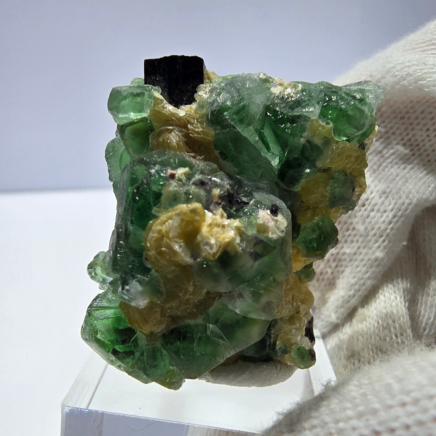 Cube de fluorite fantôme, tourmaline muscovite hexagonale Schörl Erongo Namibie 33*30*25mm