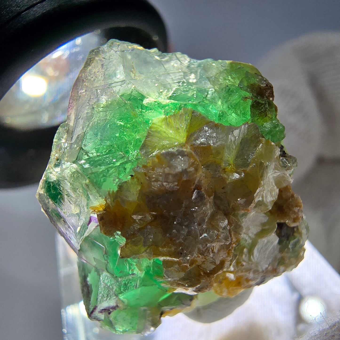 Cube de fluorite fantôme zonal, muscovite, spécimen d'hyalite, Erongo, Namibie, 26 x 18 x 16 mm
