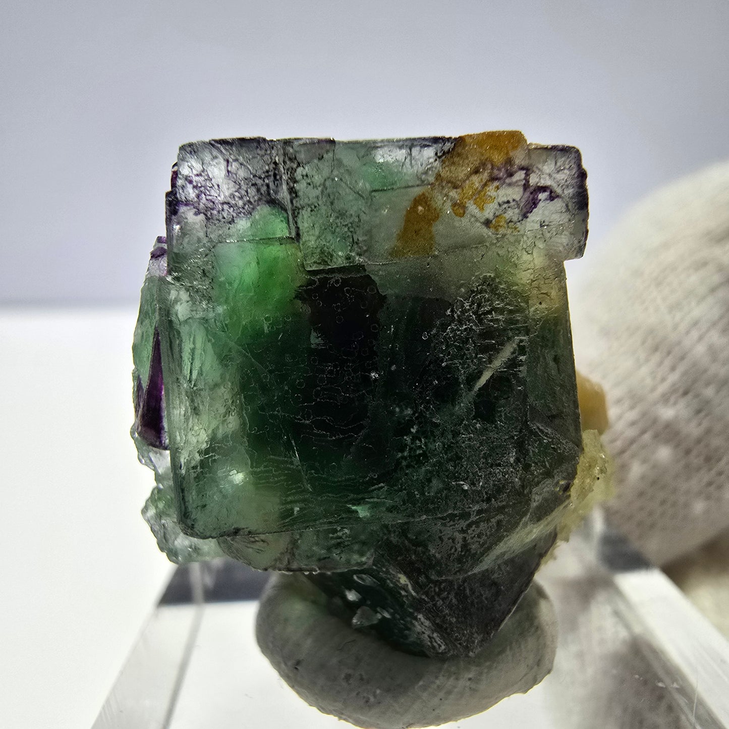 Cube de fluorite fantôme zonal, spécimen de muscovite, Erongo, Namibie, 28 x 23 x 16 mm