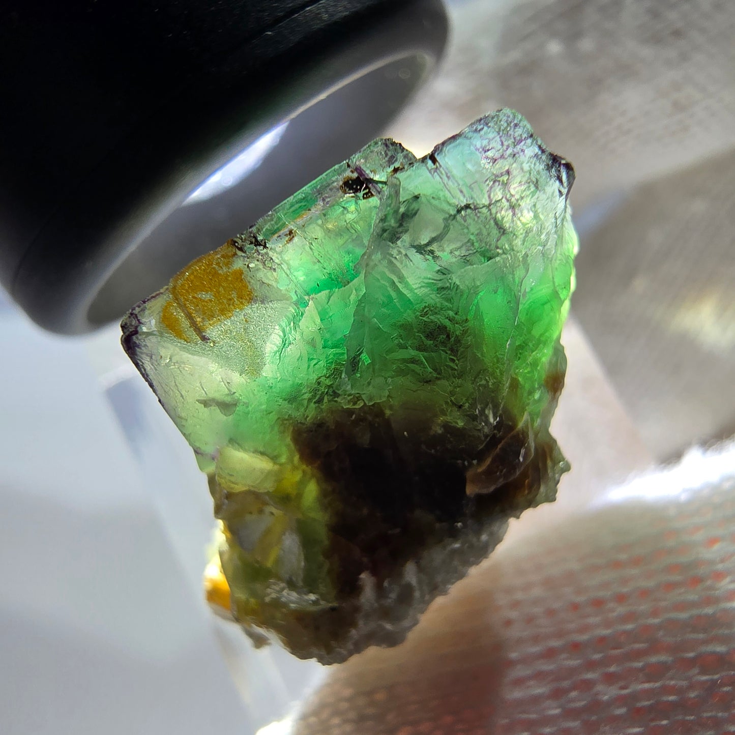 Cube de fluorite fantôme zonal, spécimen de muscovite, Erongo, Namibie, 28 x 23 x 16 mm