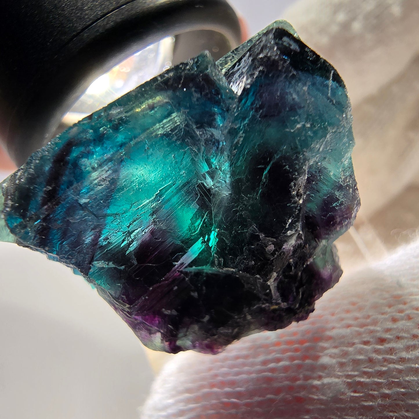 Spécimen de cube de fluorite fantôme, zonal – Nouvelle découverte ! Okorusu, Namibie, 33 x 31 x 21 mm