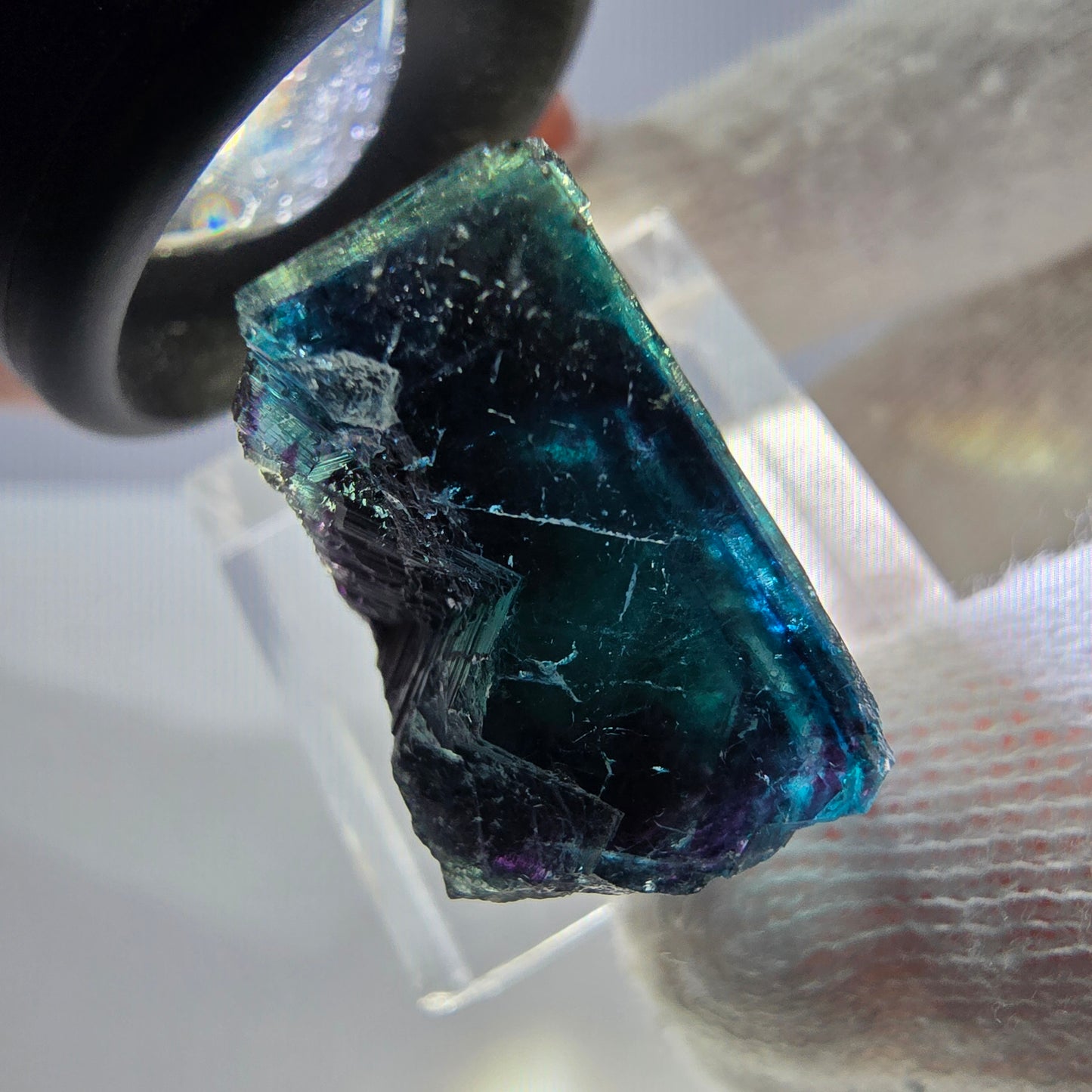 Spécimen de cube de fluorite fantôme, zonal – Nouvelle découverte ! Okorusu, Namibie, 30 x 28 x 14 mm