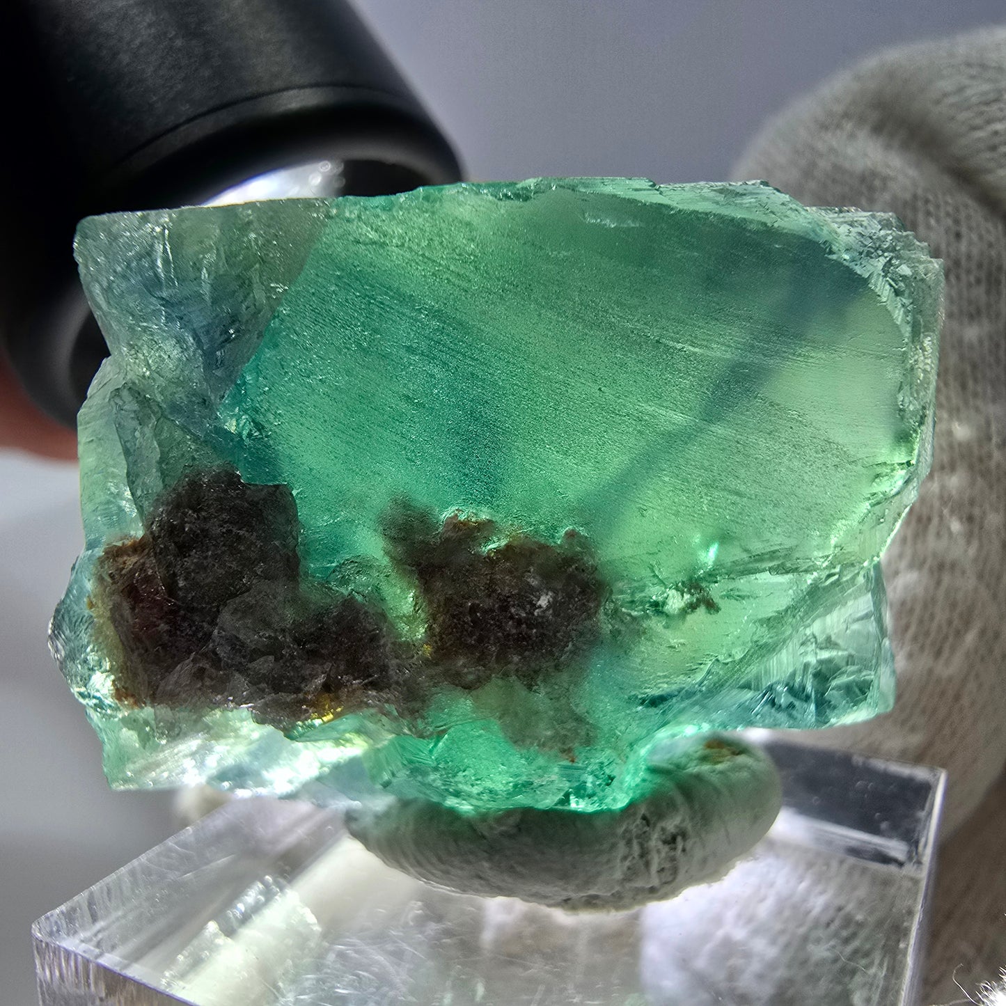 Spécimen de cube de fluorite fantôme parqueté vert turquoise Okorusu, Namibie 36*26*22mm