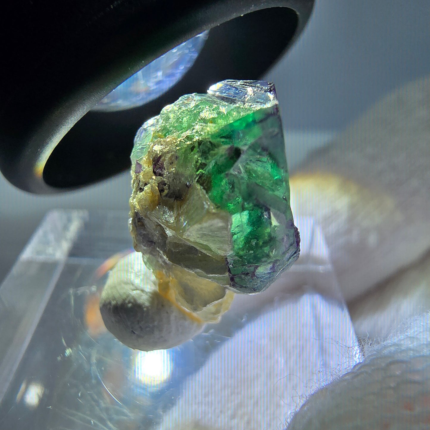 Cube de fluorite fantôme, spécimen de muscovite, Erongo, Namibie, 18 x 14 x 10 mm