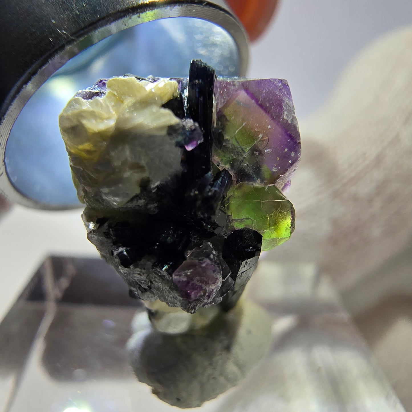 Cube de fluorite fantôme hexagonal, muscovite, tourmaline Schörl Erongo, Namibie 21*14*11mm