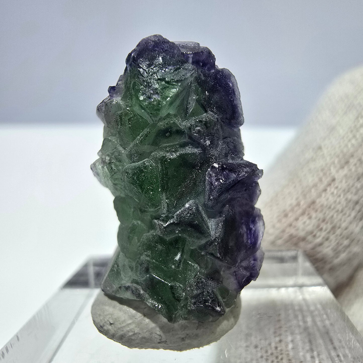 Cube de fluorite fantôme, spécimen de tourmaline scholle muscovite, Erongo, Namibie, 23 x 14 x 13 mm