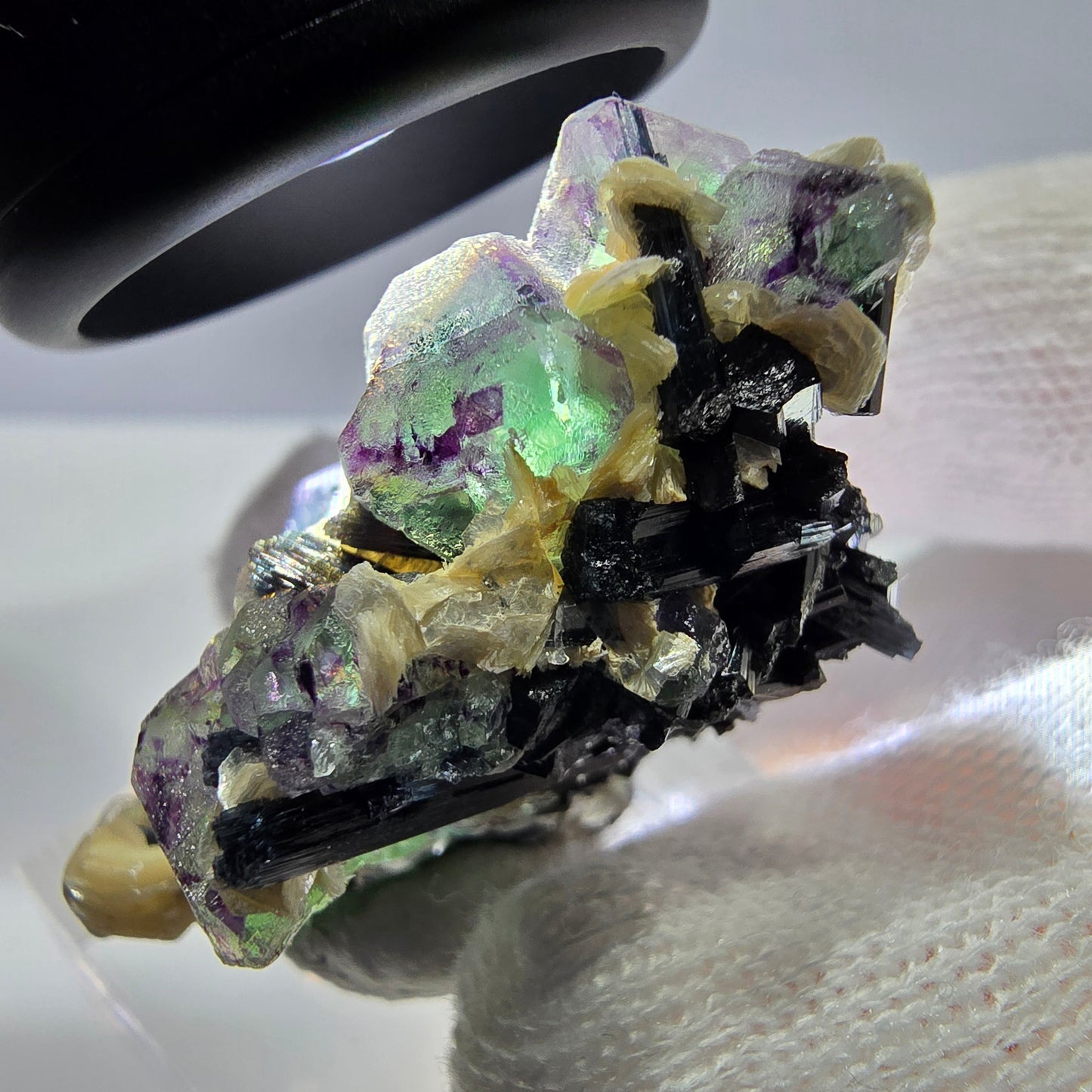 Cube de fluorite fantôme hexagonal, muscovite, tourmaline Schörl Erongo, Namibie 41*28*21mm
