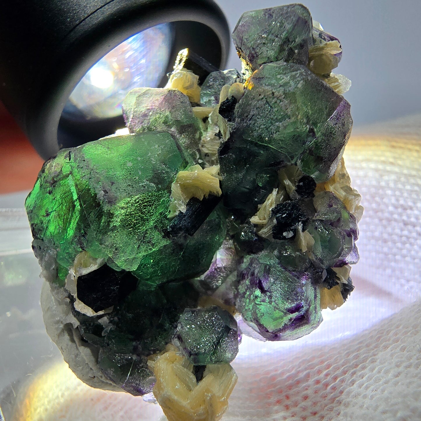 Cube de fluorite fantôme hexagonal, muscovite, tourmaline Schörl Erongo, Namibie 41*28*21mm