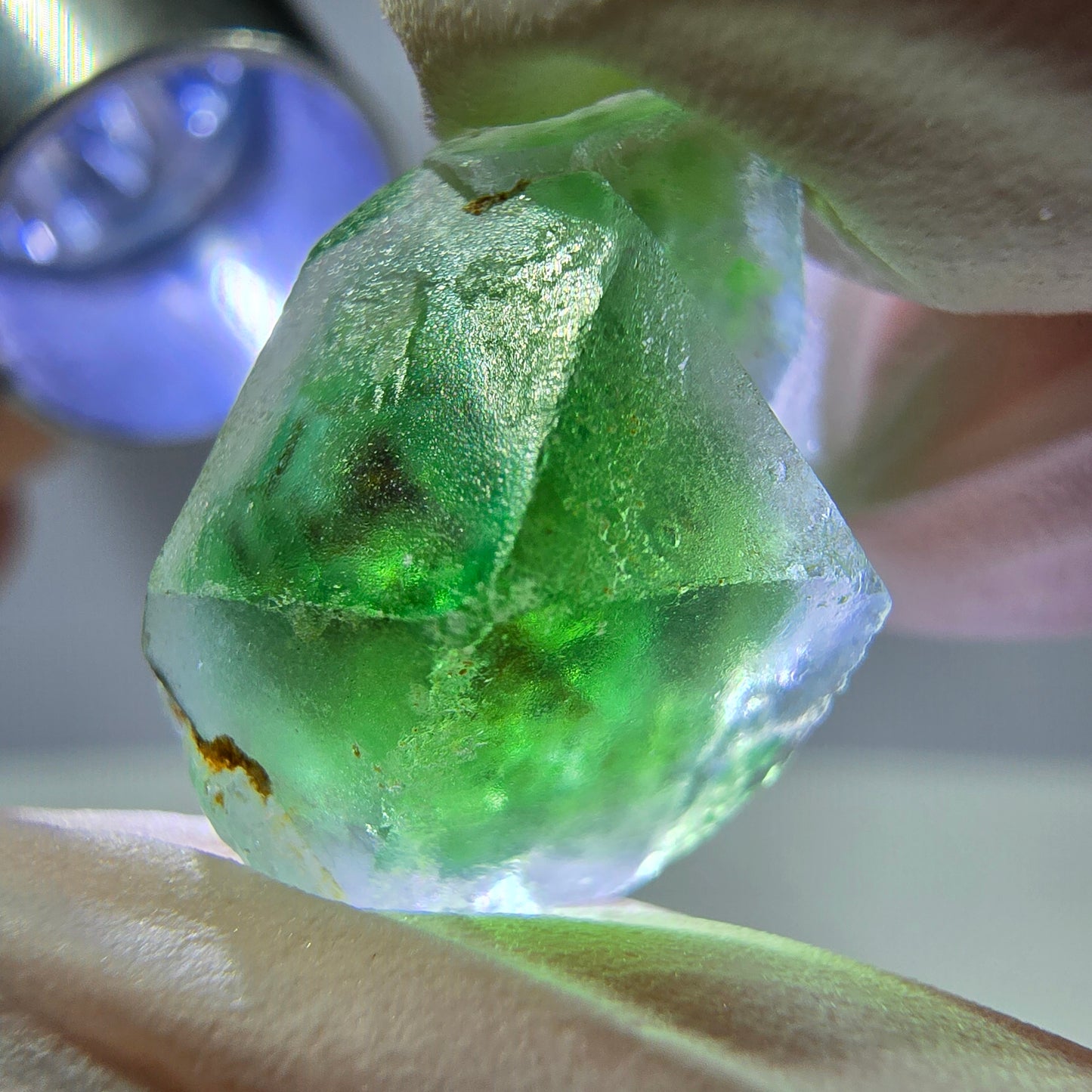 Spécimen de cube de fluorite fantôme, vert-brun, Erongo, Namibie, 21 x 14 x 10 mm