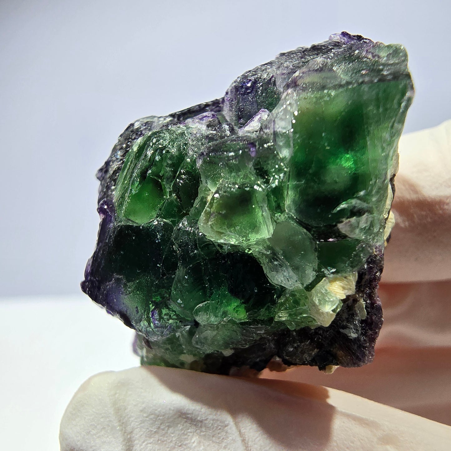 Cube de fluorite fantôme, zonal, muscovite, spécimen de tourmaline Schorl, Erongo, Namibie, 43 x 30 x 28 mm