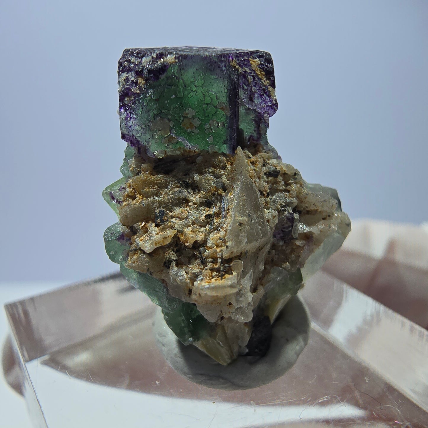 Cube de fluorite fantôme, zonal, muscovite, spécimen de tourmaline Schorl, Erongo, Namibie, 24 x 17 x 13 mm