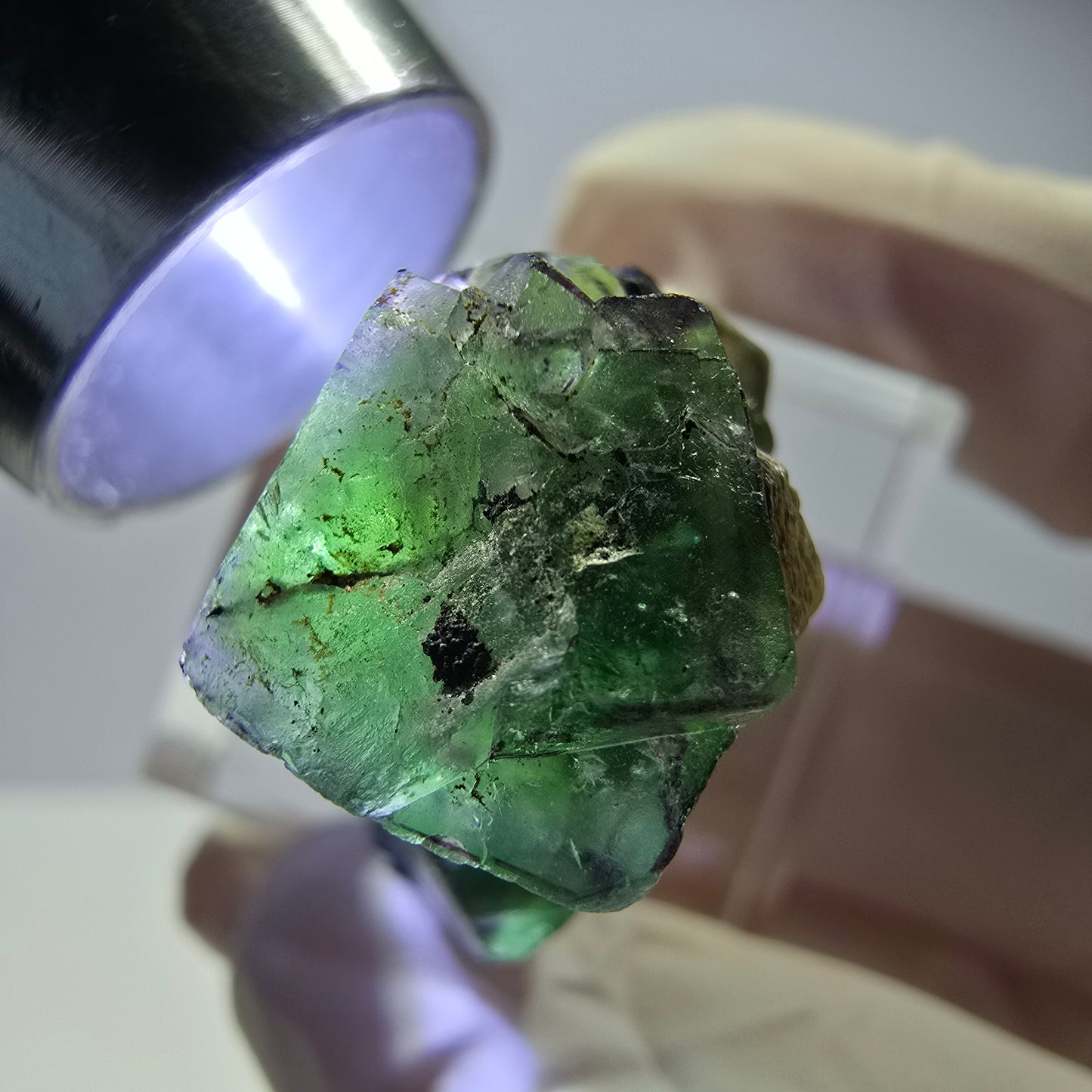 Cube de fluorite fantôme, zonal, muscovite, spécimen de tourmaline Schorl, Erongo, Namibie, 30 x 25 x 15 mm