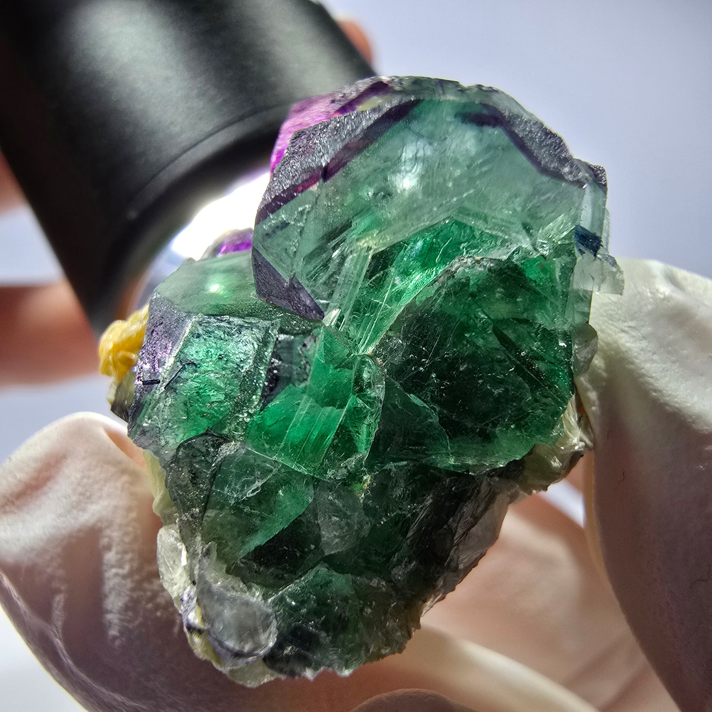 Cube de fluorite fantôme, zonal, muscovite, spécimen de tourmaline Schorl, Erongo, Namibie, 39 x 28 x 22 mm