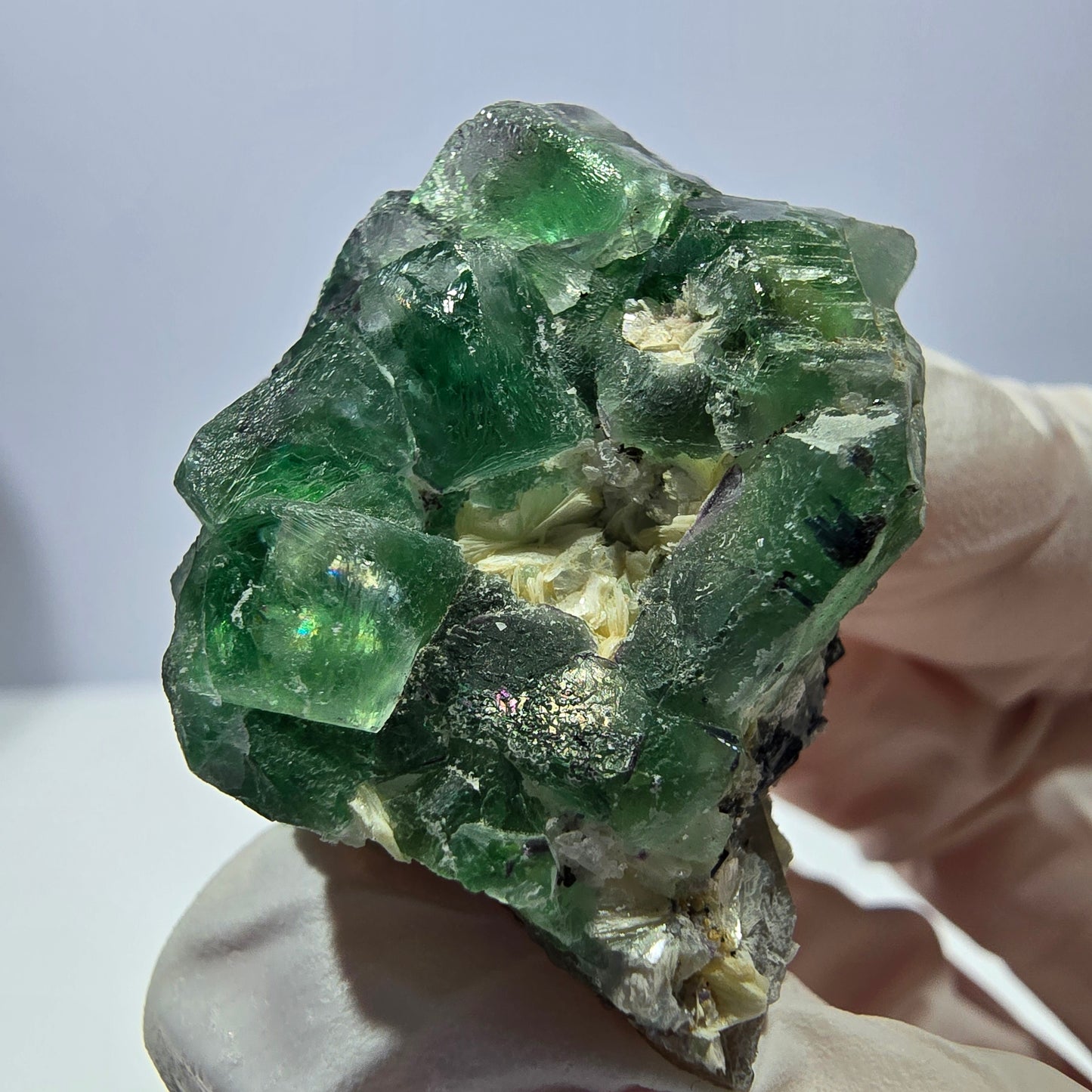 Cube de fluorite fantôme, spécimen de tourmaline scholle muscovite hyalite, Erongo, Namibie, 42 x 36 x 28 mm