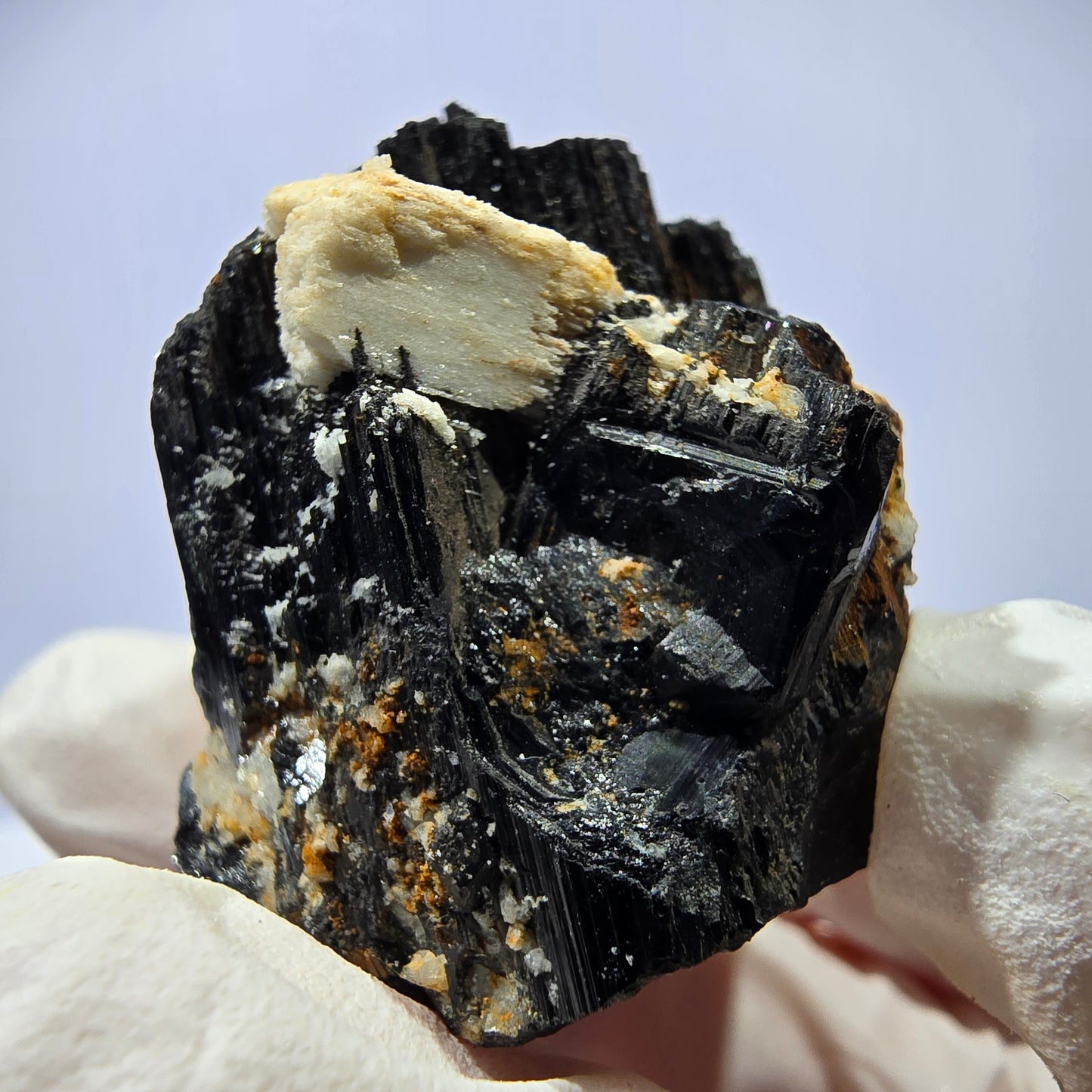 Spécimen rare de tourmaline Schorl, d'aigue-marine, d'hyalite et d'orthose, Erongo, Namibie, 38 x 39 x 21 mm