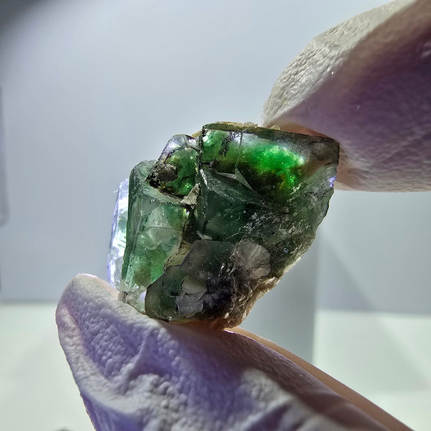 Lot de 7 fluorites fantômes, tourmalines scholl, muscovites, Erongo, Namibie, 24-14 mm