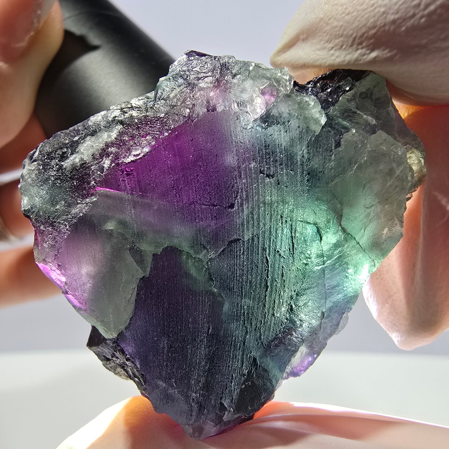Spécimen de cube de fluorite fantôme vert violet zonal 11:11 Angel Pocket, Namibie 47*38*19mm