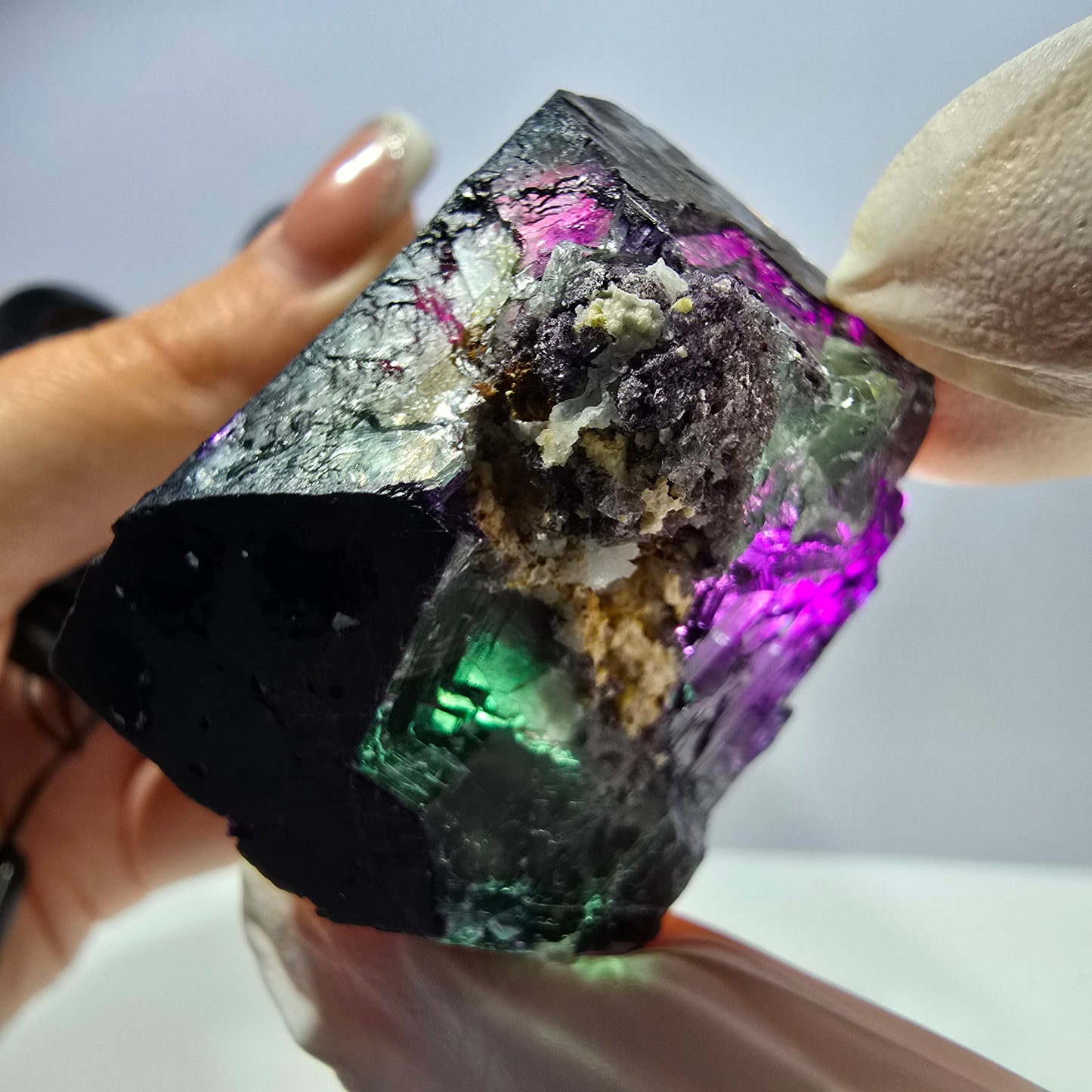 Spécimen de cube de fluorite fantôme vert violet zonal 11:11 Angel Pocket, Namibie 33*32*31mm