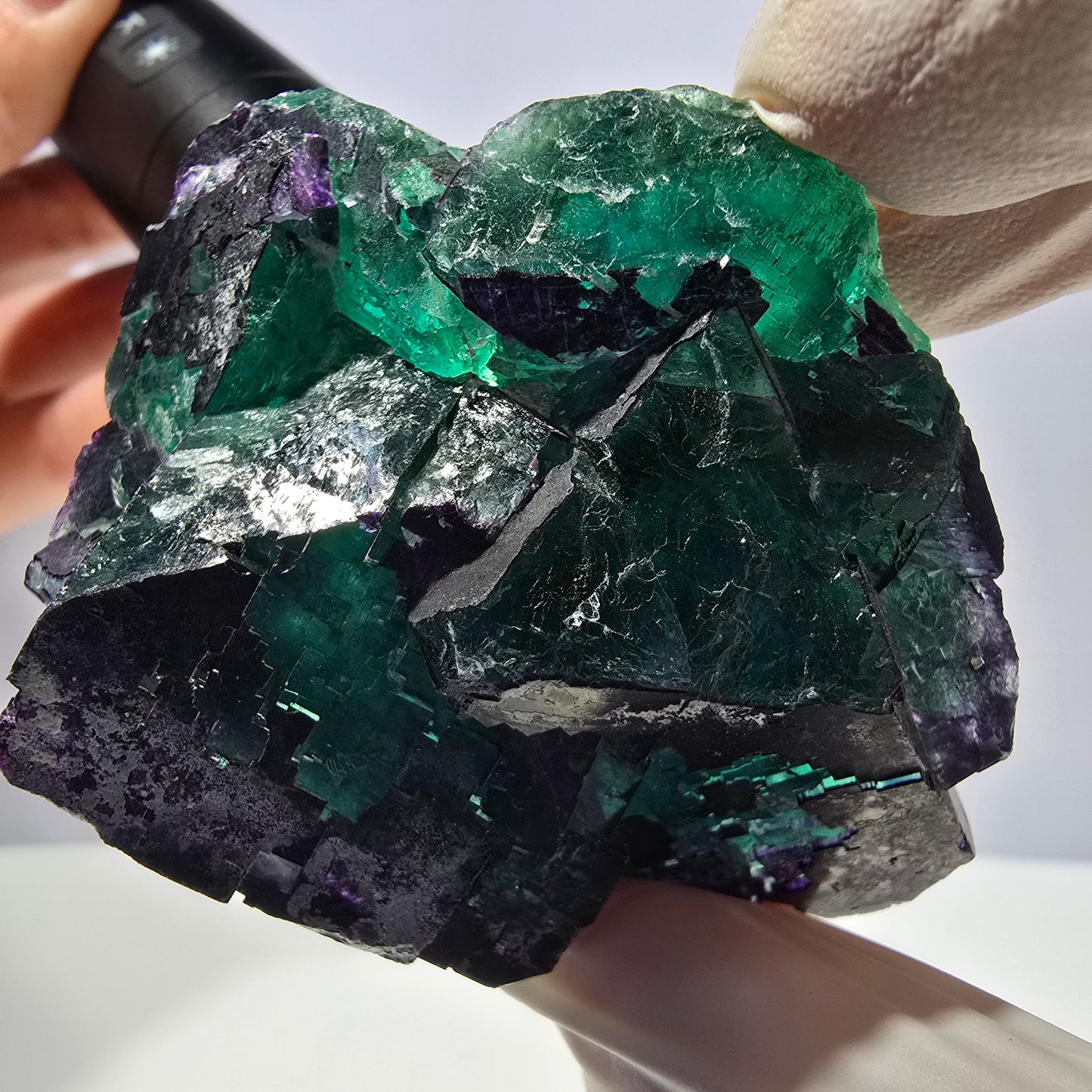 Spécimen de cube de fluorite fantôme vert violet zonal 11:11 Angel Pocket, Namibie 69*53*40mm
