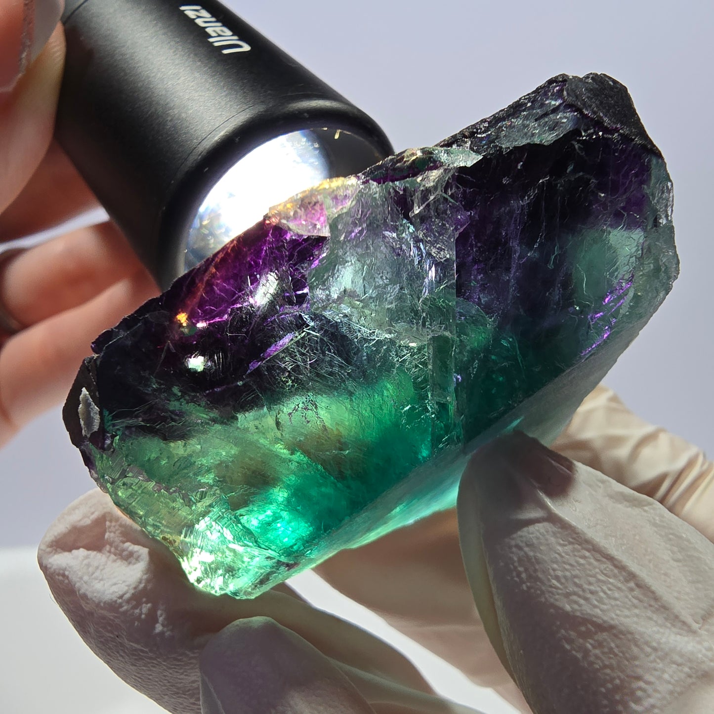 Spécimen de cube de fluorite fantôme vert violet zonal 11:11 Angel Pocket, Namibie 57*46*20mm