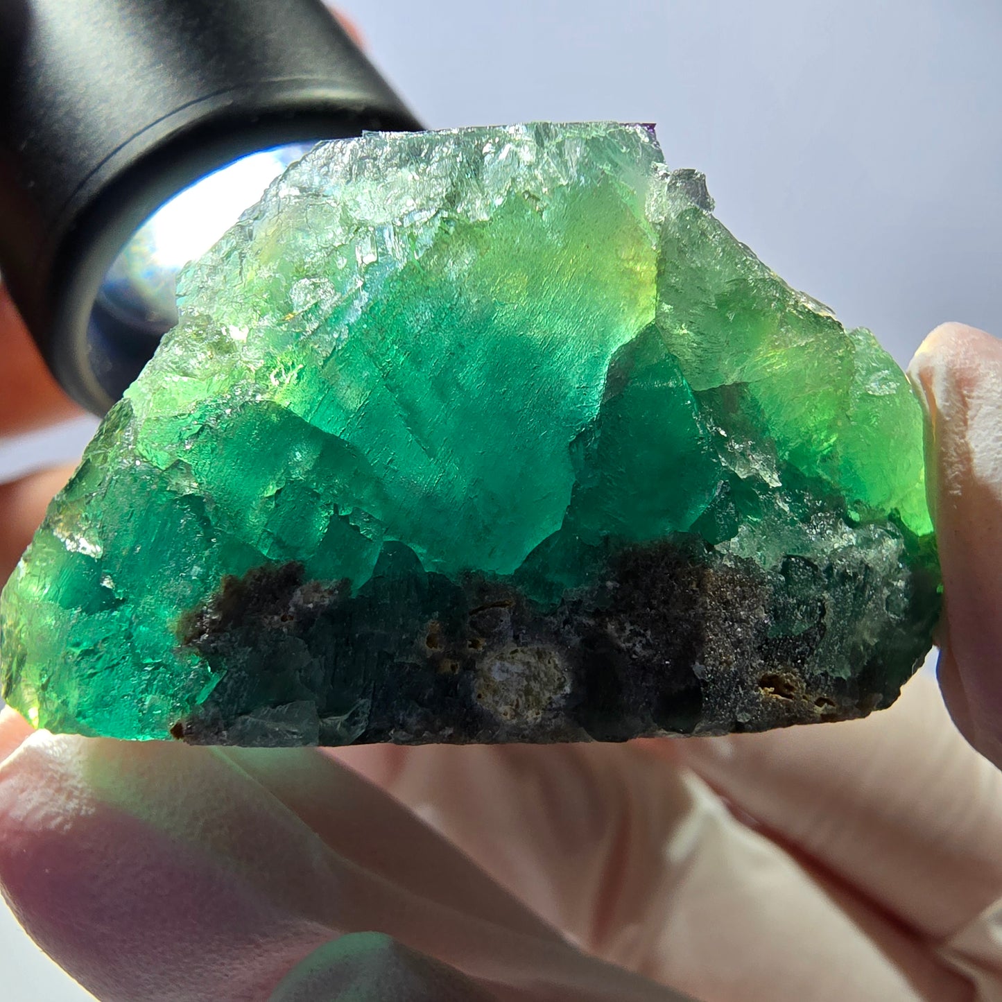 Spécimen de cube de fluorite fantôme parqueté vert violet Okorusu, Namibie 62*44*26mm