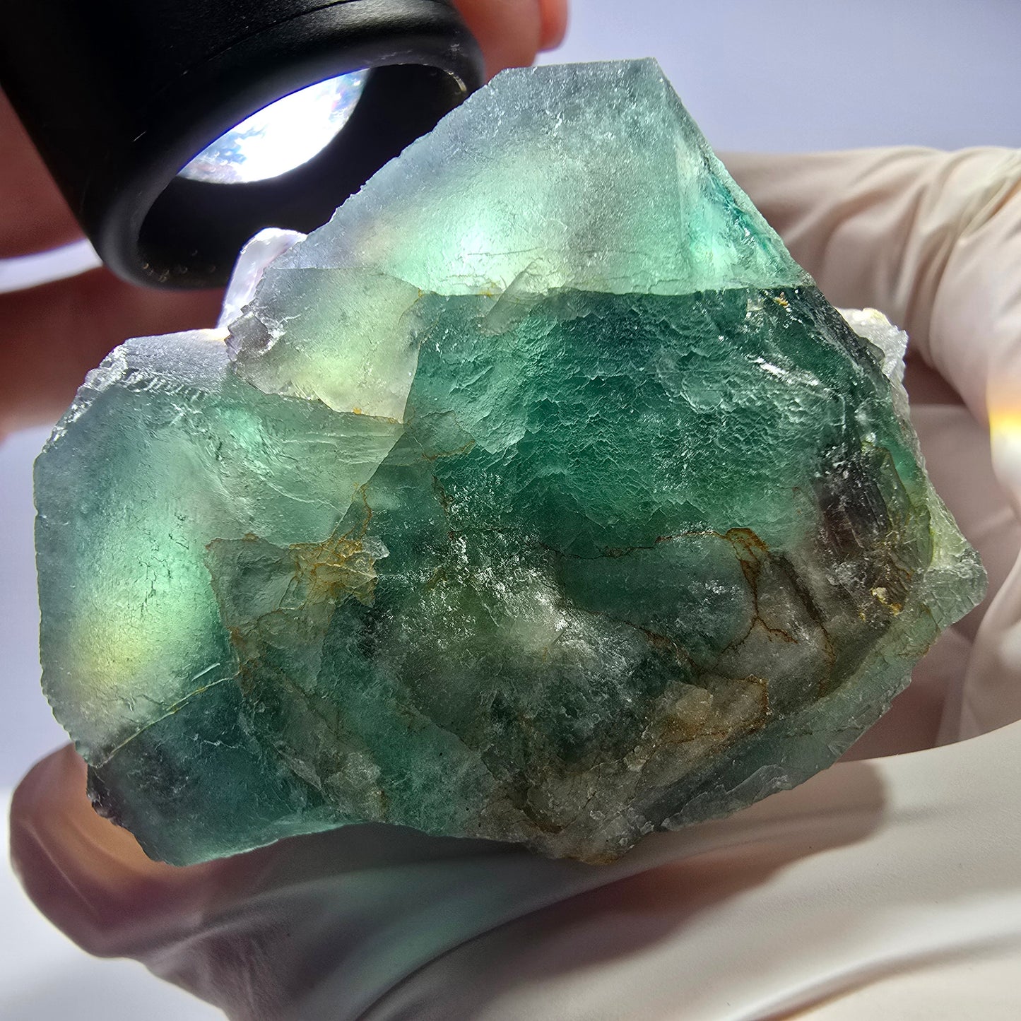 Grand spécimen de cube de fluorite fantôme, vert violet, Okorusu, Namibie, 88 x 60 x 40 mm