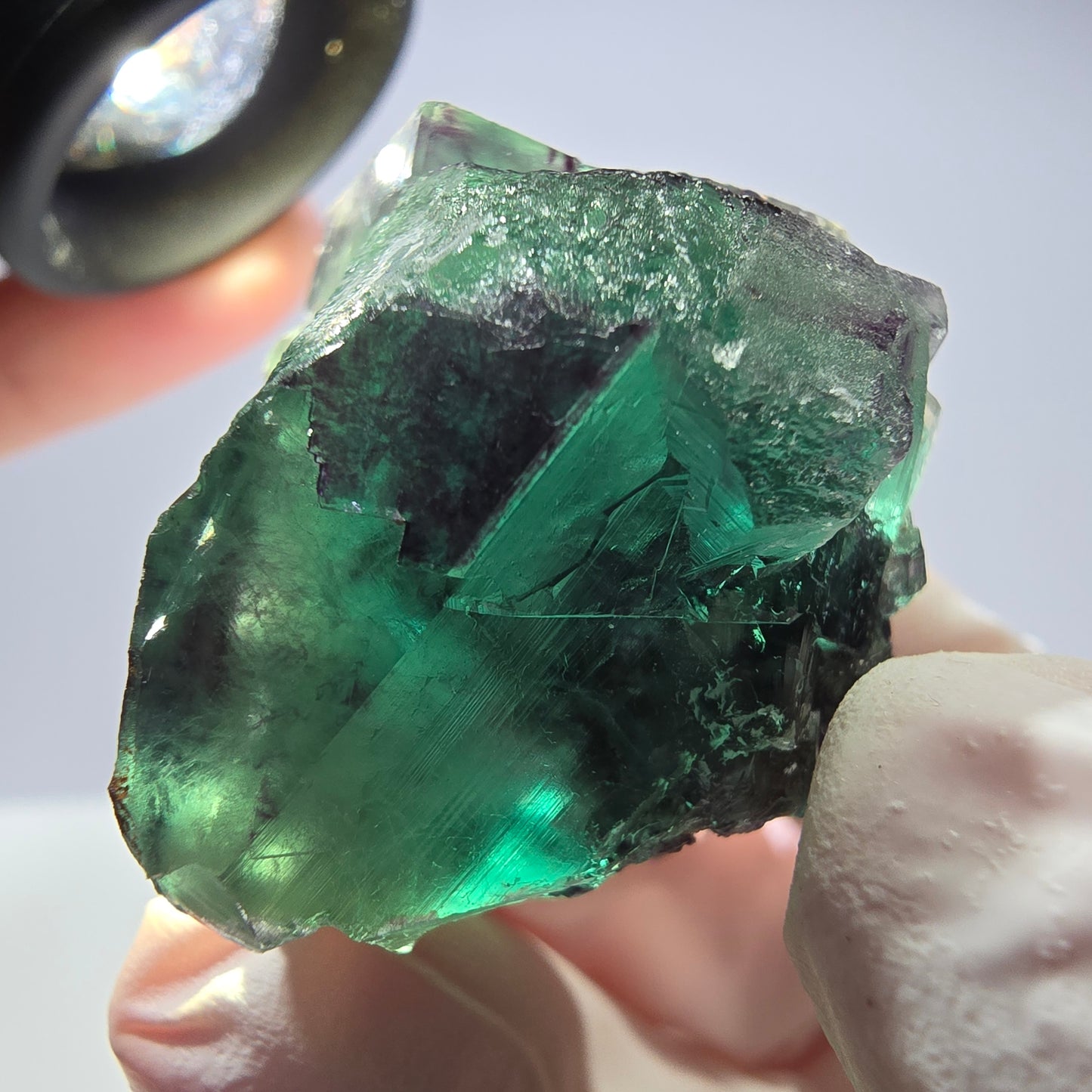 Spécimen de cube de fluorite fantôme parqueté vert violet Okorusu, Namibie 31*28*24mm