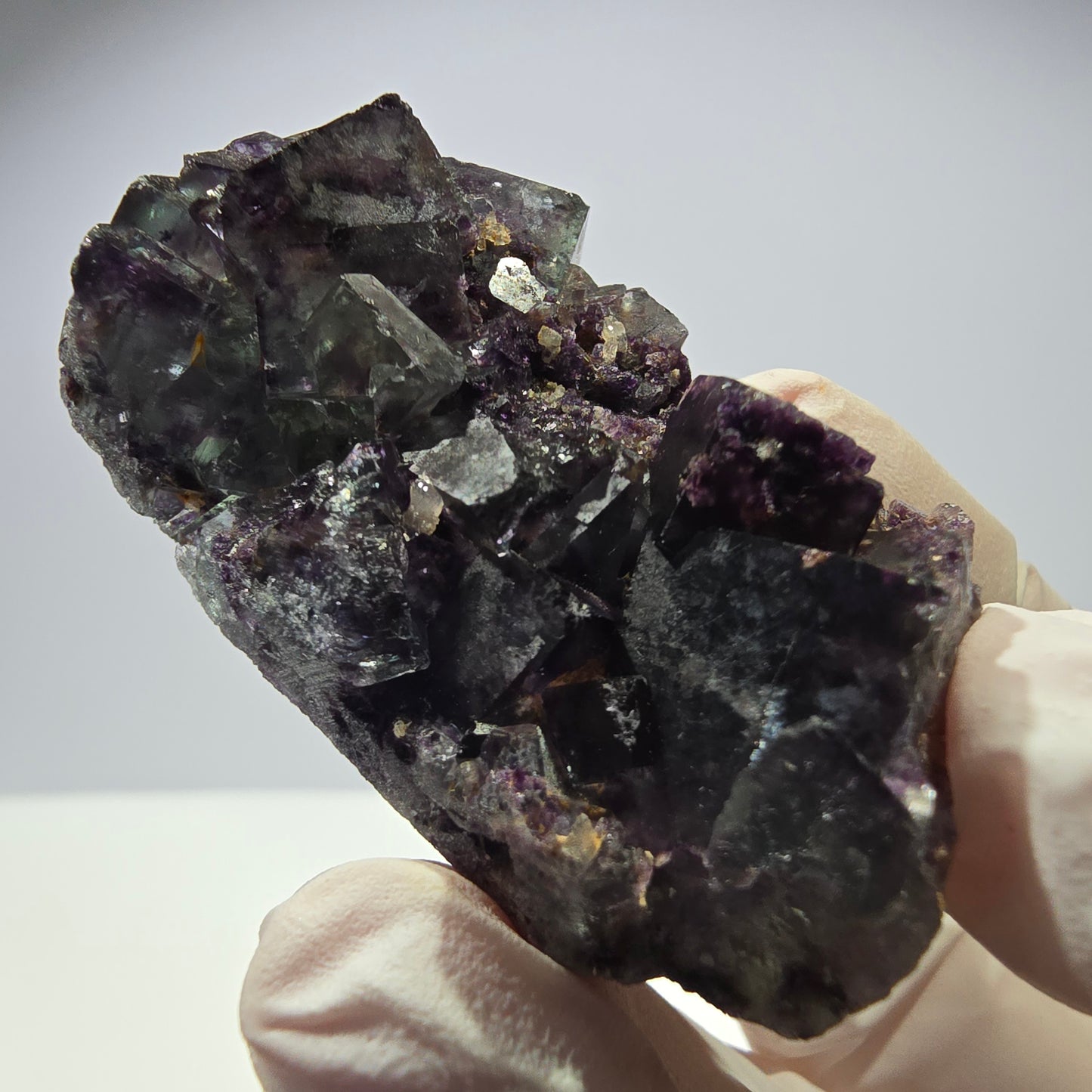 Spécimen de cube de fluorite fantôme parqueté vert violet Okorusu, Namibie 49*27*17mm