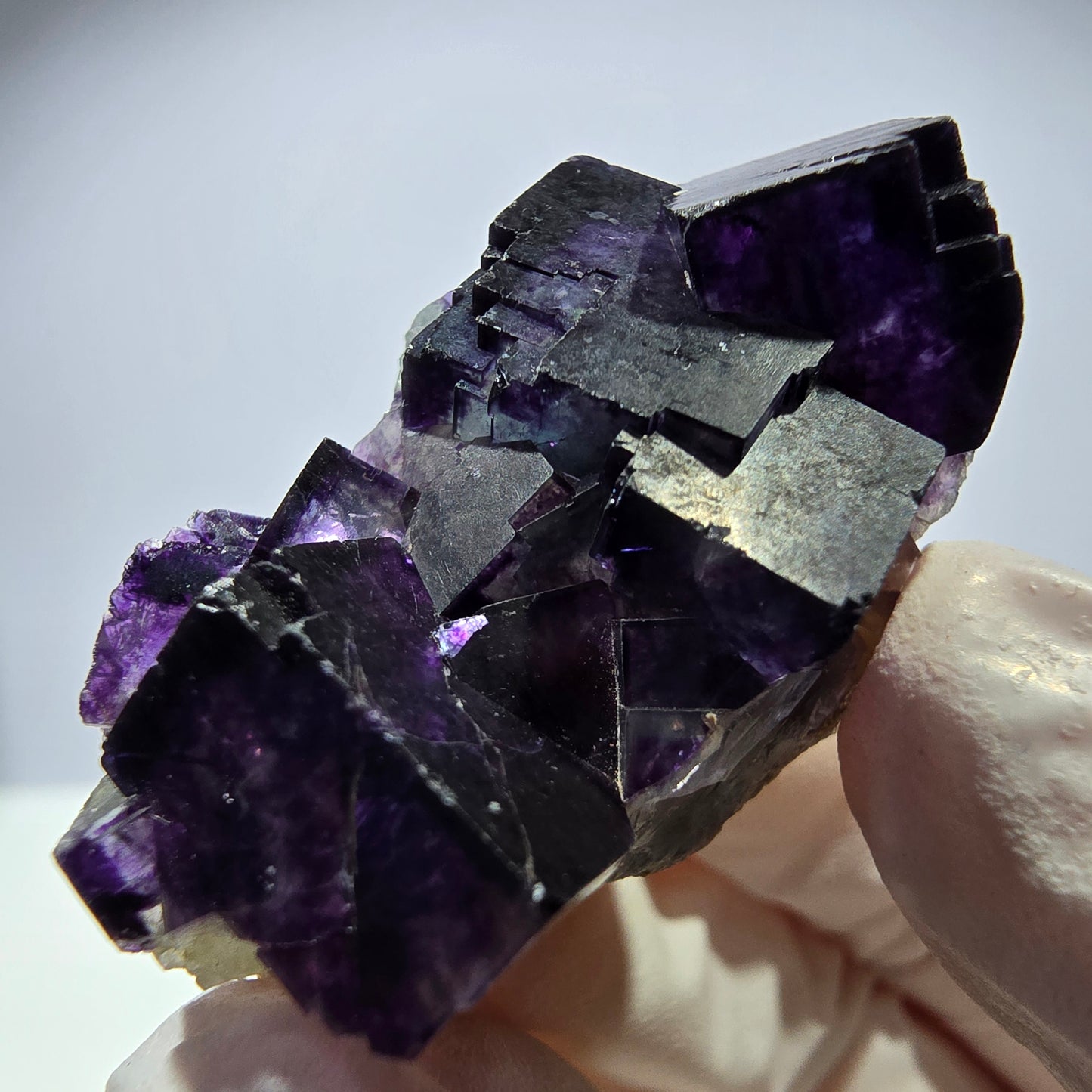 Spécimen de cube de fluorite fantôme parqueté vert violet Okorusu, Namibie 40*26*21mm