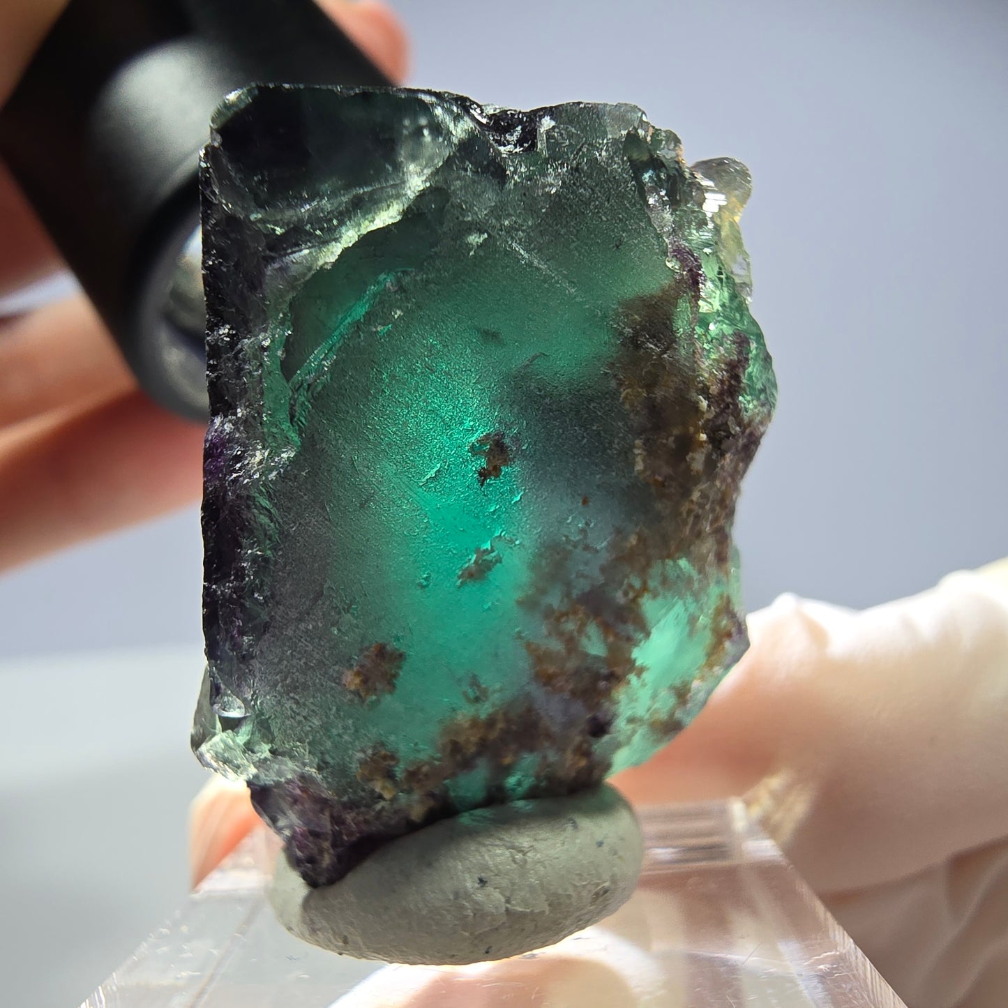 Rare cube de fluorite fantôme parqueté vert violet Okorusu Namibie 31*27*21mm