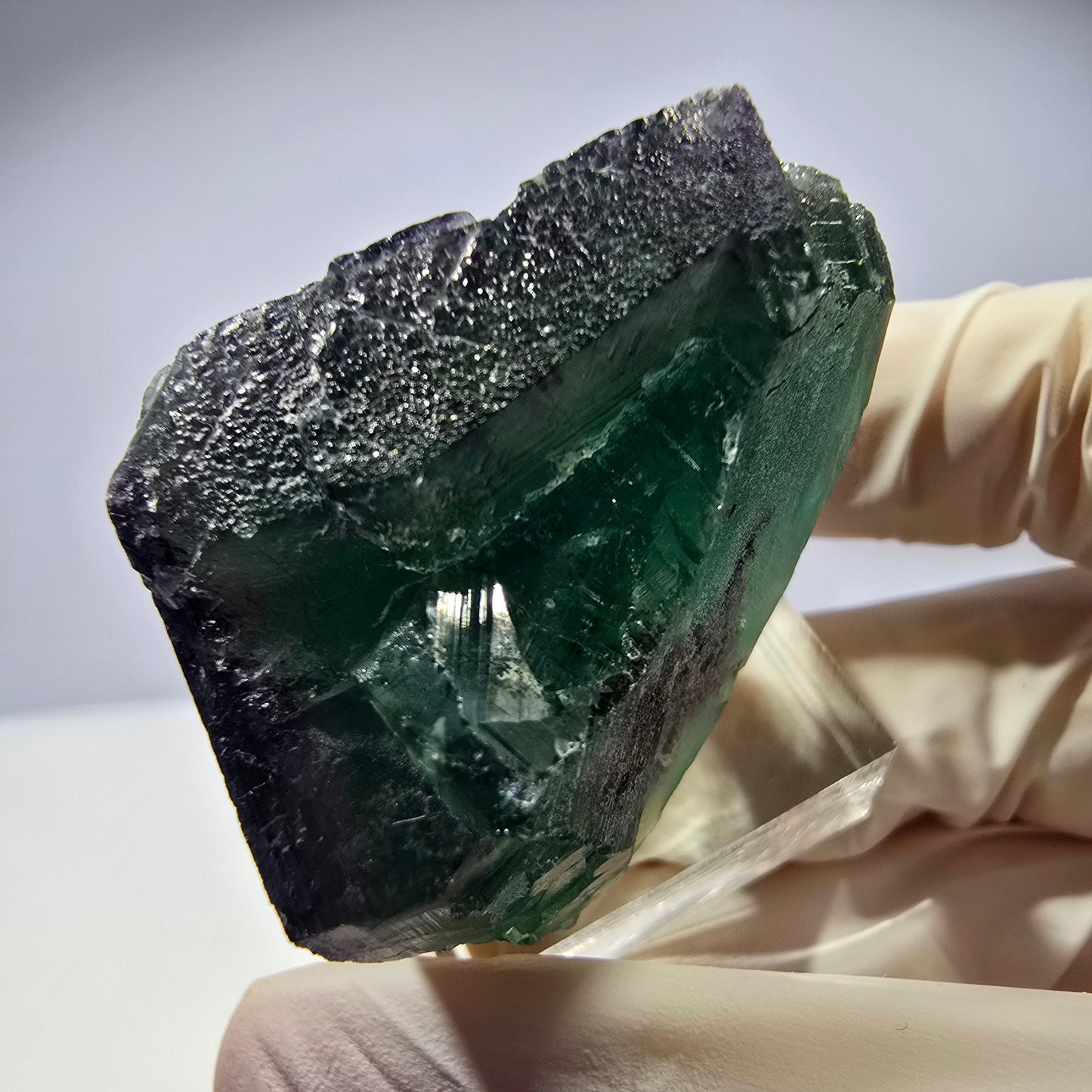 Rare cube de fluorite fantôme parqueté vert violet Okorusu Namibie 37*31*26mm