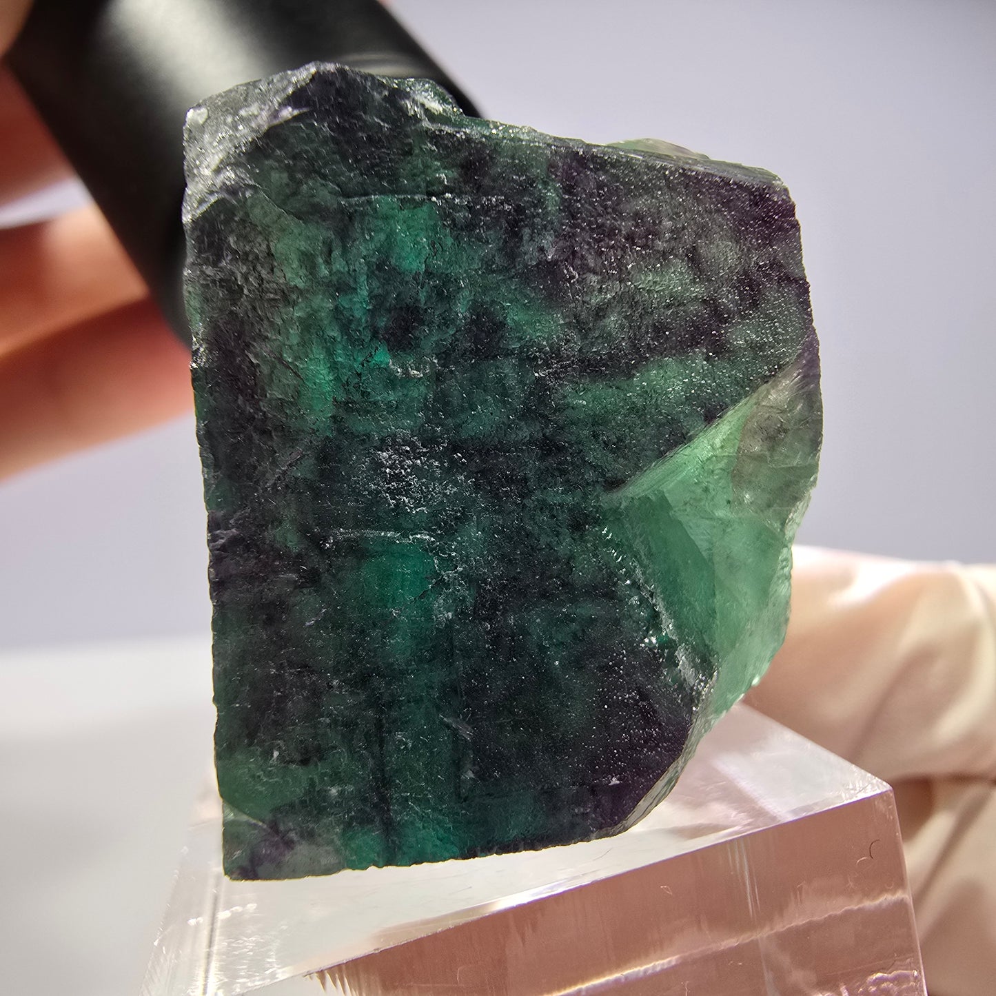 Rare cube de fluorite fantôme parqueté vert violet Okorusu Namibie 37*31*26mm