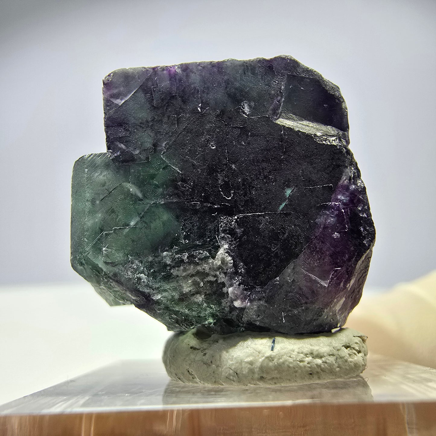 Rare cube de fluorite fantôme parqueté vert violet Okorusu Namibie 24*23*21mm