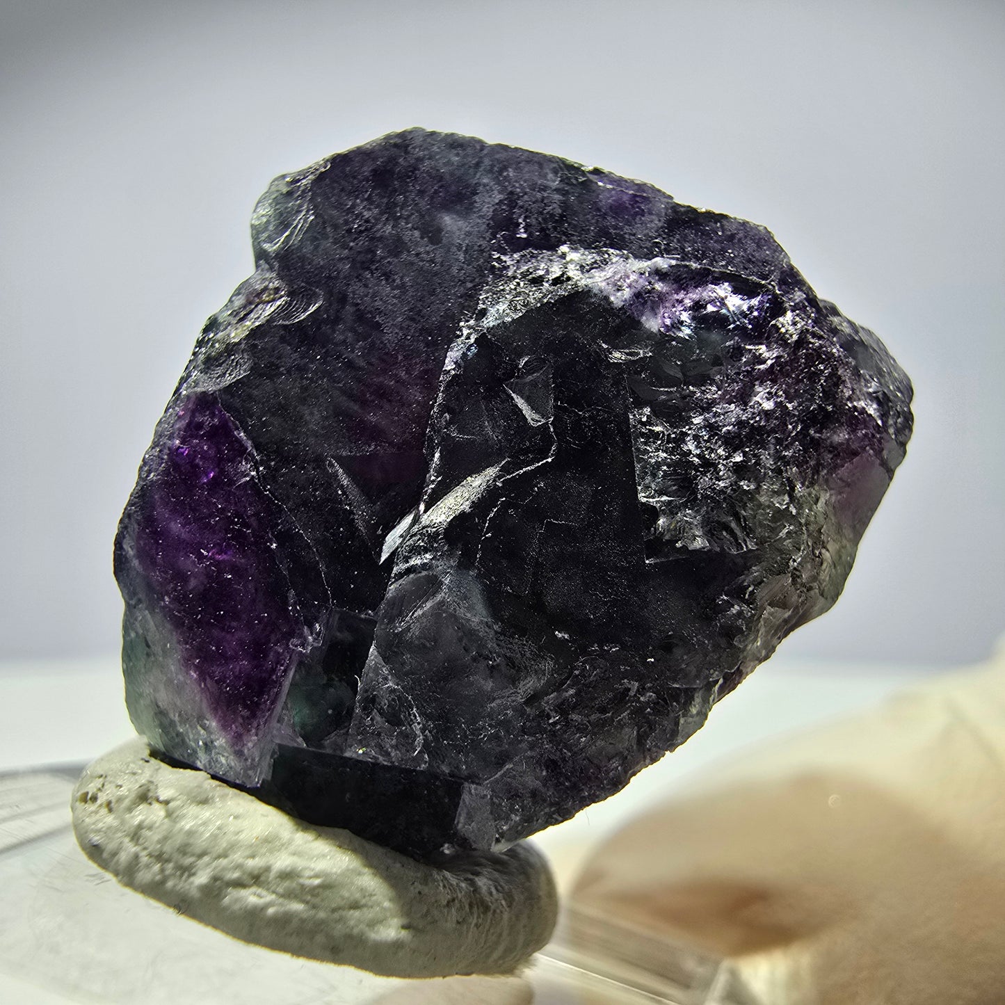 Rare cube de fluorite fantôme parqueté vert violet Okorusu Namibie 24*23*21mm