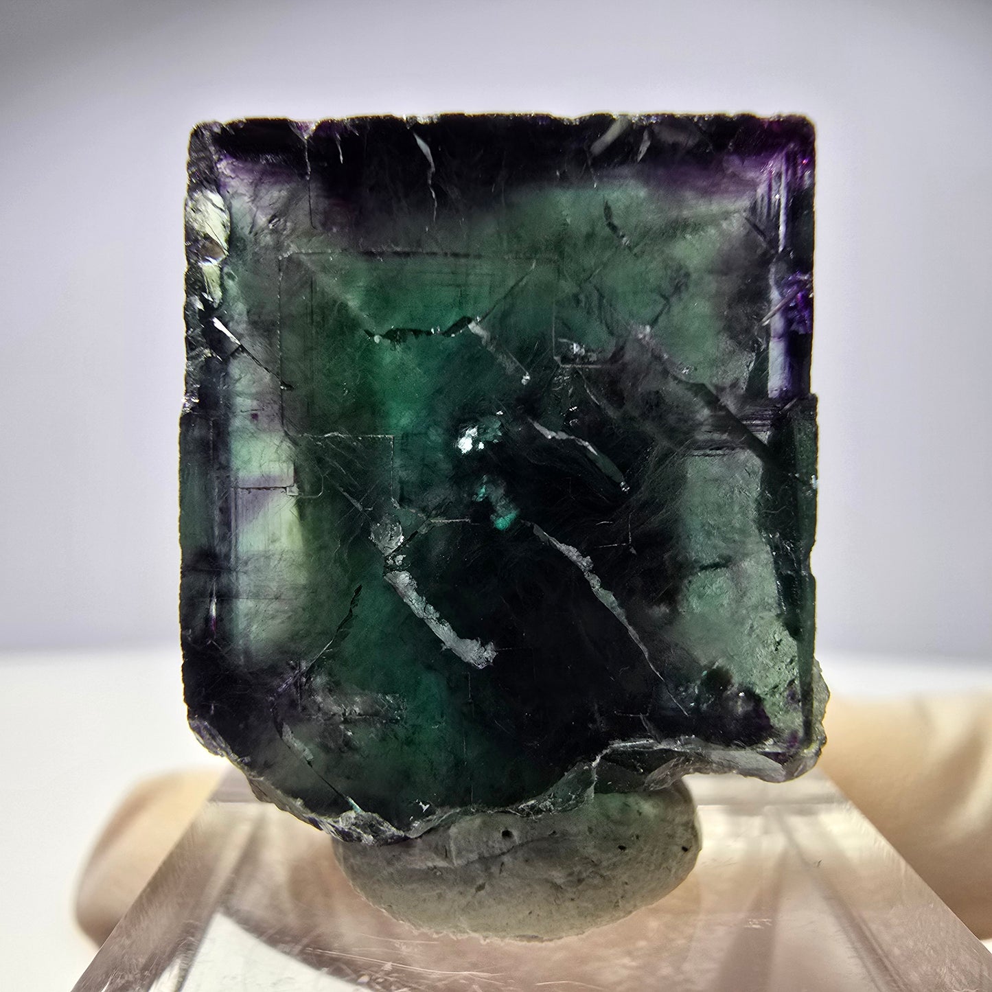 Rare cube de fluorite fantôme parqueté vert violet Okorusu Namibie 25*21*22mm