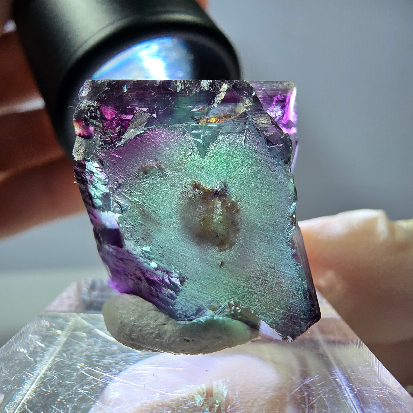 Rare cube de fluorite fantôme parqueté vert violet Okorusu Namibie 19*20*14mm
