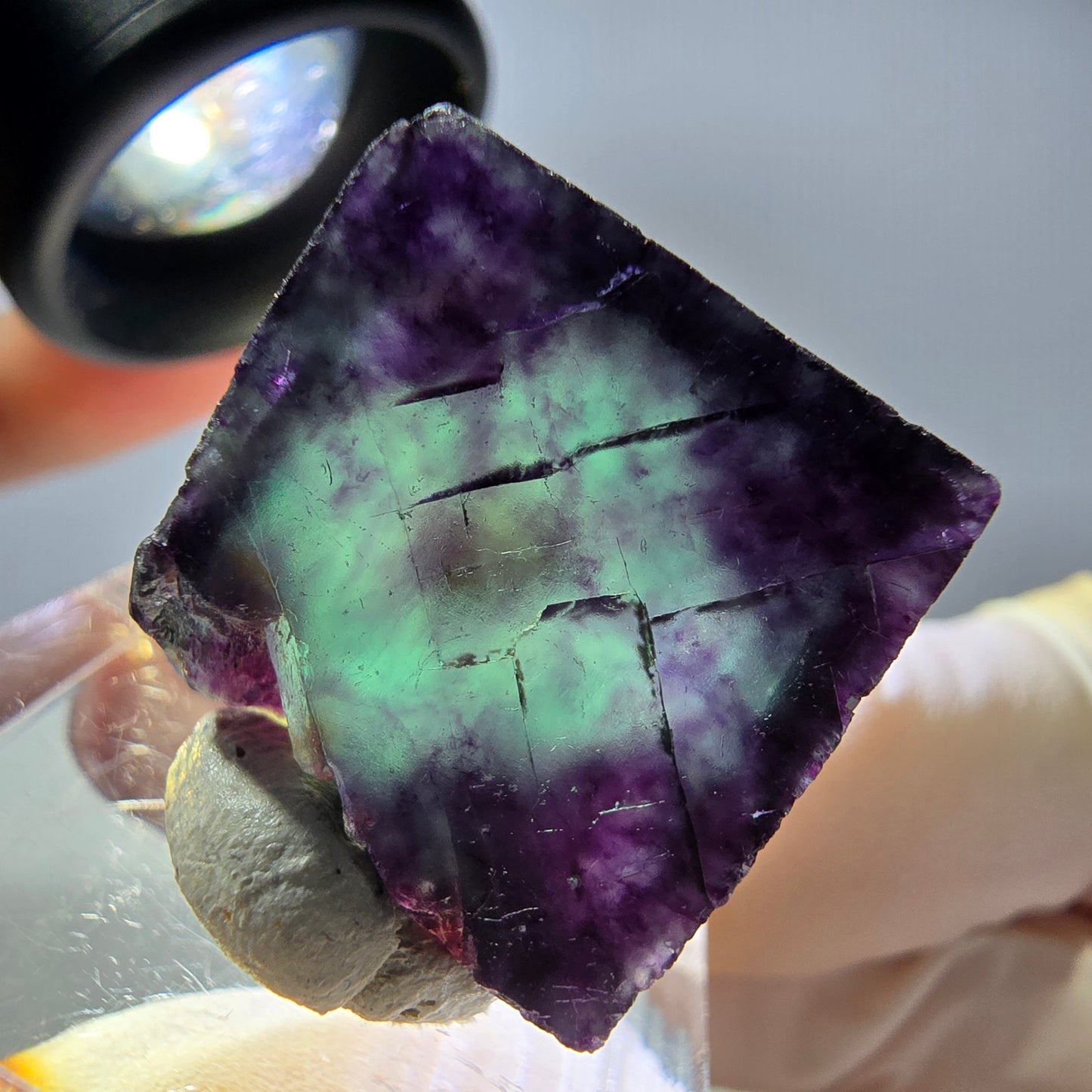 Rare cube de fluorite fantôme parqueté vert violet Okorusu Namibie 19*20*14mm
