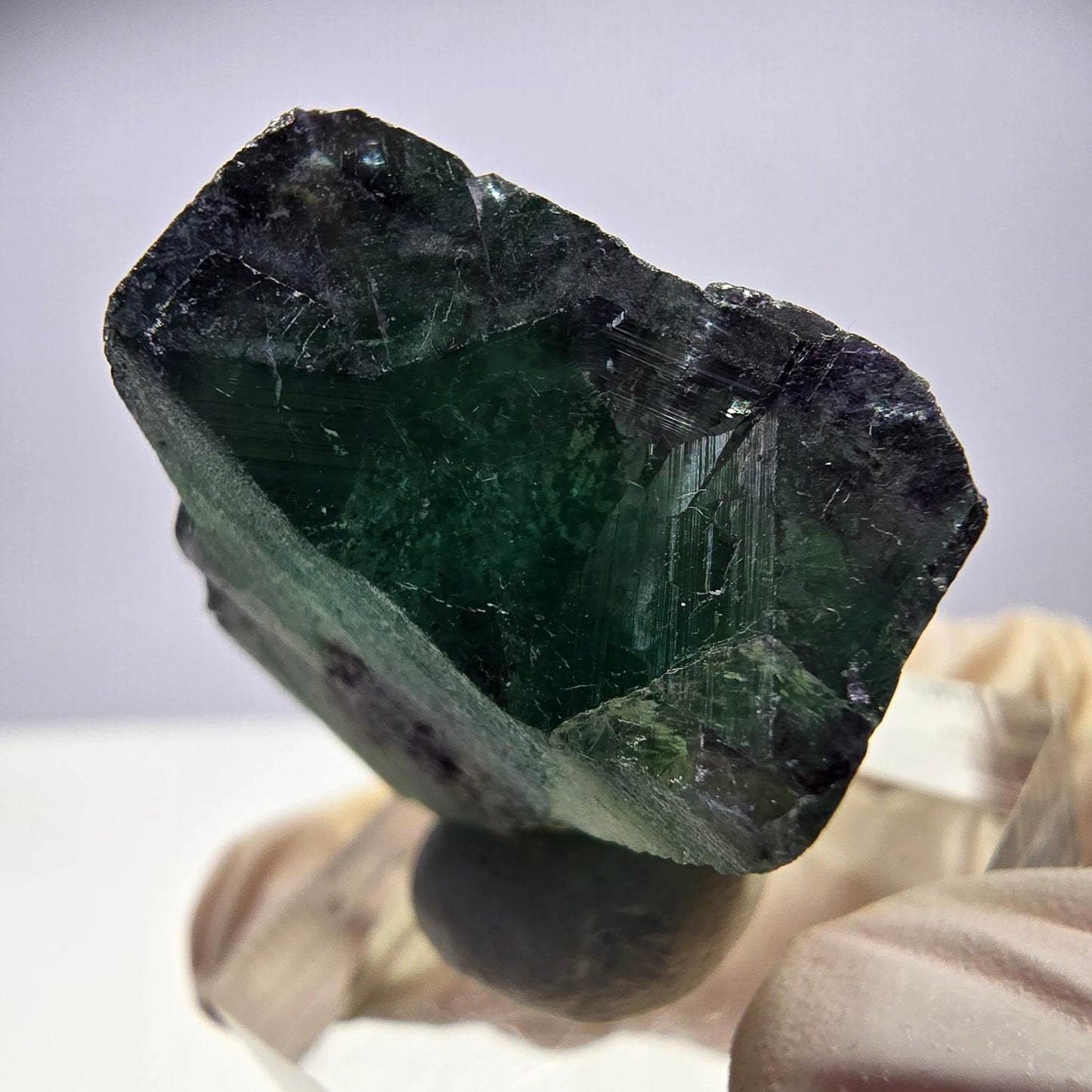 Rare cube de fluorite fantôme parqueté vert violet Okorusu Namibie 28*24*13mm