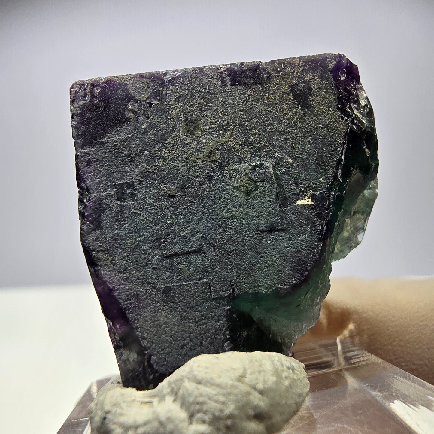 Rare cube de fluorite fantôme parqueté vert violet Okorusu Namibie 32*29*24mm