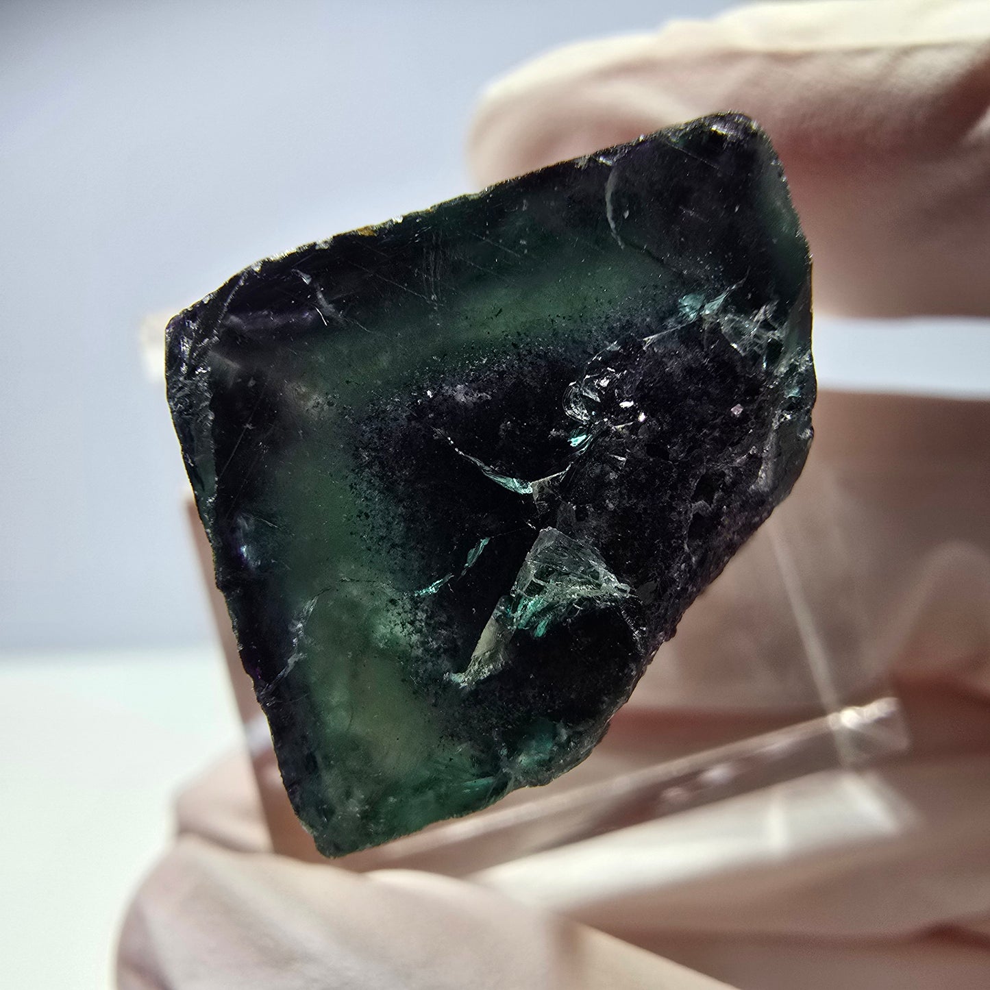 Rare cube de fluorite fantôme parqueté vert violet Okorusu Namibie 18*18*16mm