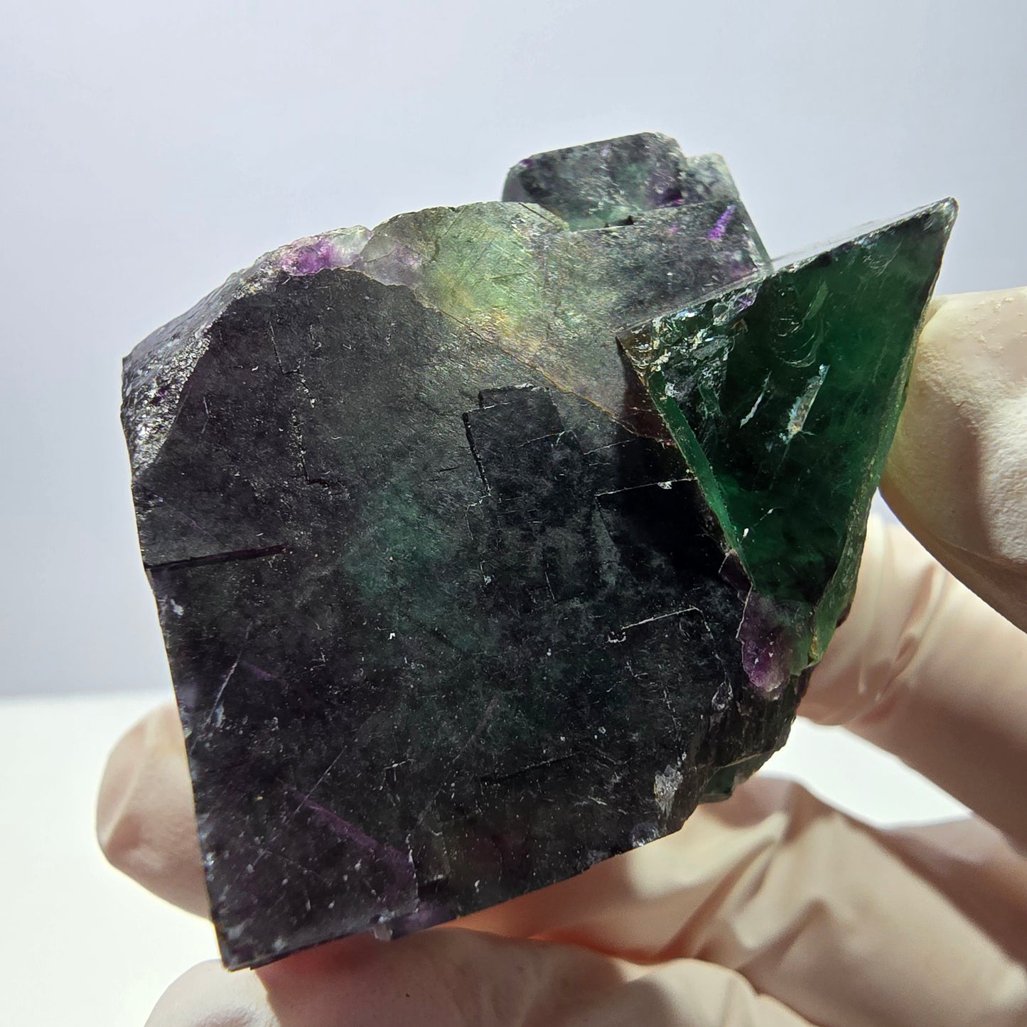 Spécimen de cube de fluorite fantôme parqueté vert violet Okorusu, Namibie 46*38*32mm