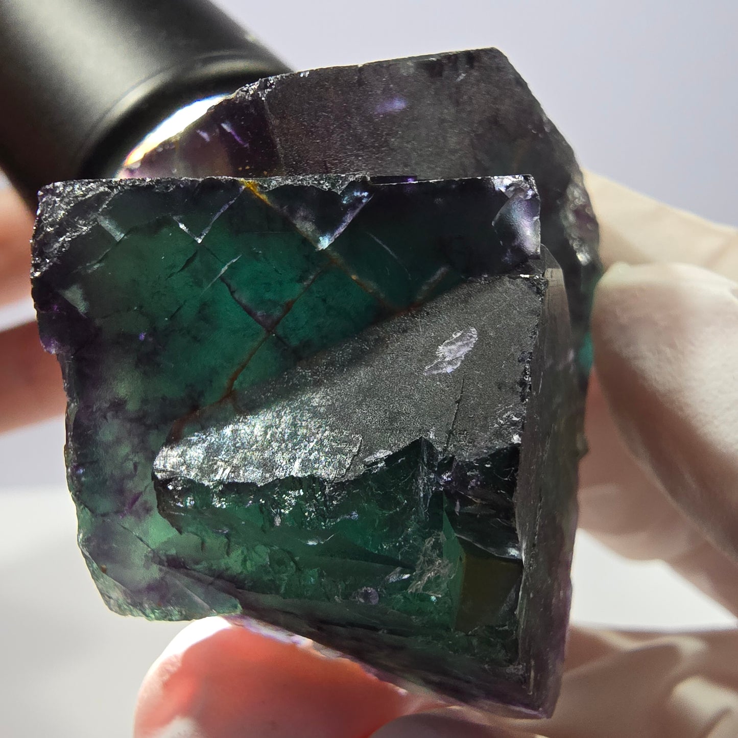 Spécimen de cube de fluorite fantôme parqueté vert violet Okorusu, Namibie 51*41*28 mm