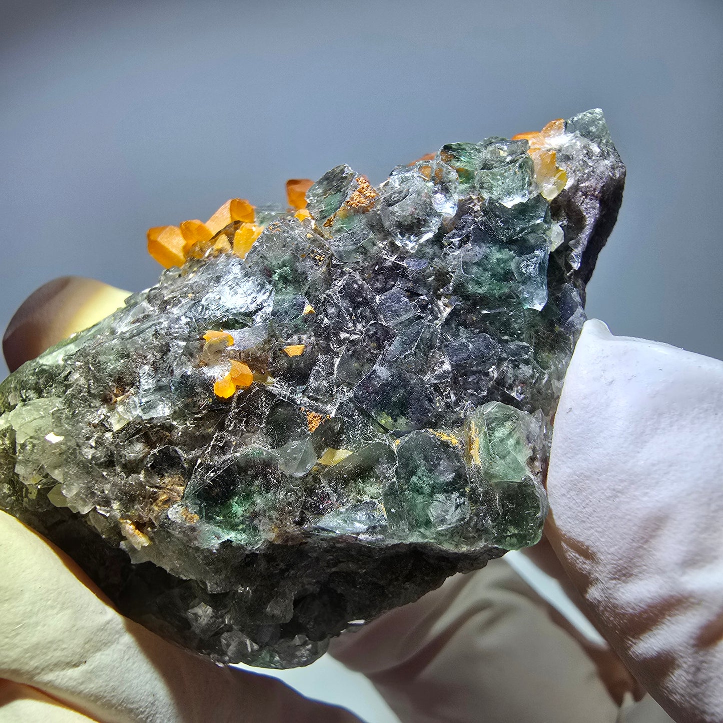 Cube de fluorite fantôme, spécimen de quartz ferreux rouge, Okorusu, Namibie, 58 x 38 x 19 mm