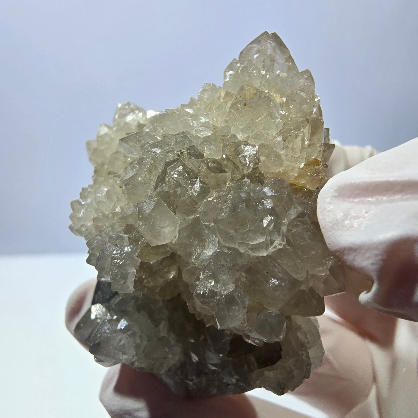 Rare cube de fluorite fantôme, spécimen de quartz vert violet Okorusu Namibie 48*42*28mm