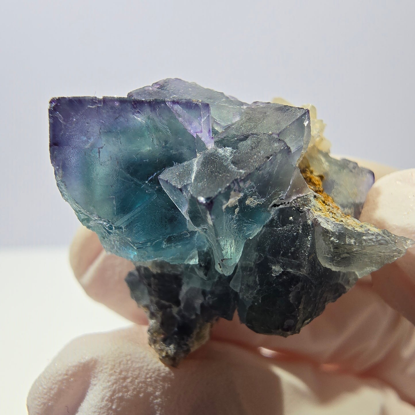 Rare cube de fluorite fantôme, spécimen de quartz vert violet Okorusu Namibie 29*24*20mm