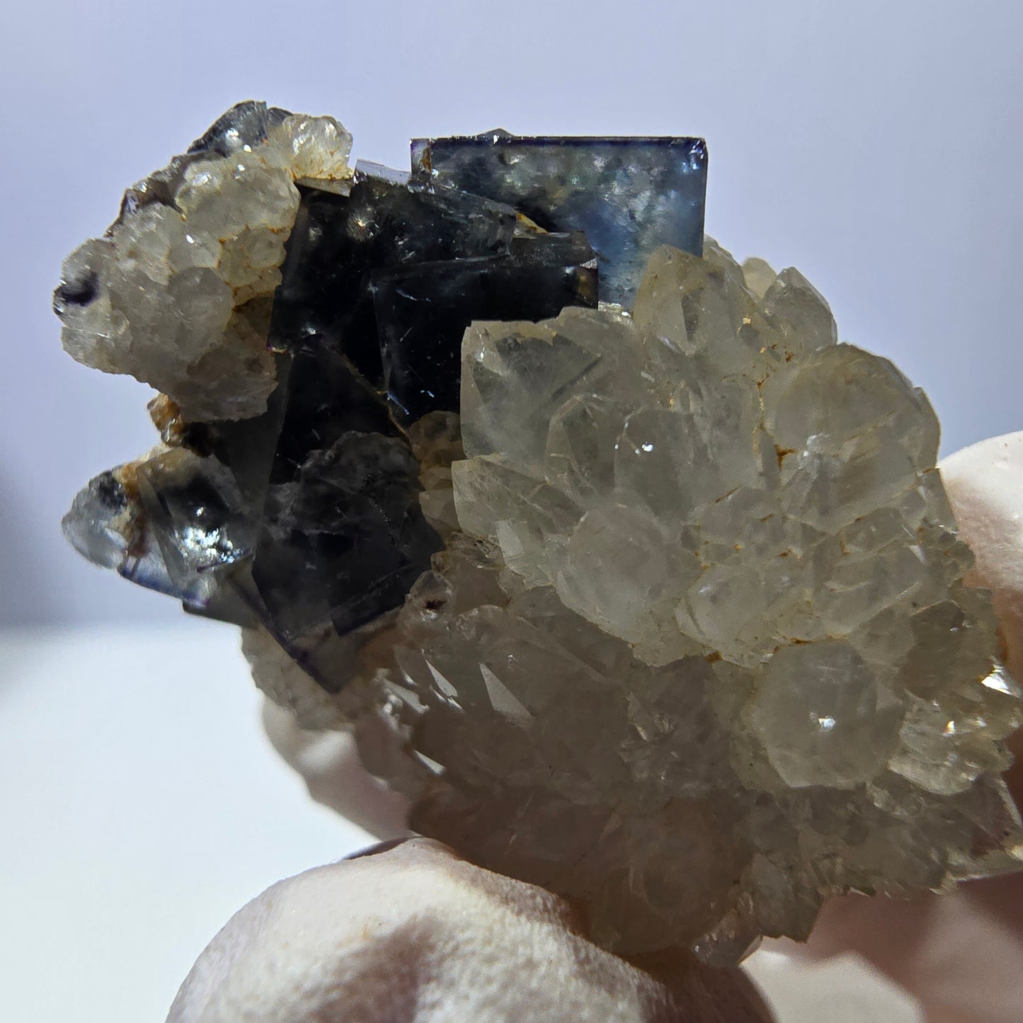 Rare cube de fluorite fantôme, spécimen de quartz vert violet Okorusu Namibie 34*28*25mm