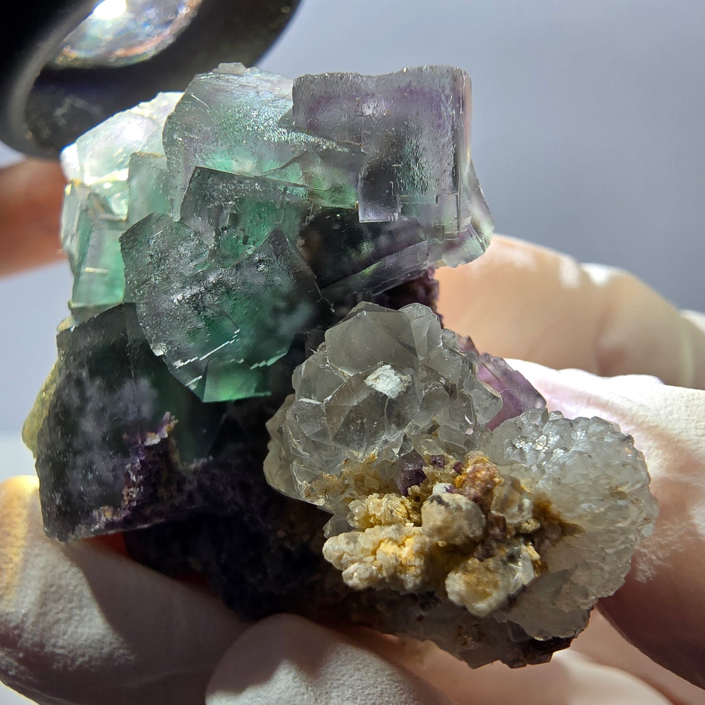 Rare cube de fluorite fantôme, spécimen de quartz vert violet Okorusu Namibie 42*41*24mm
